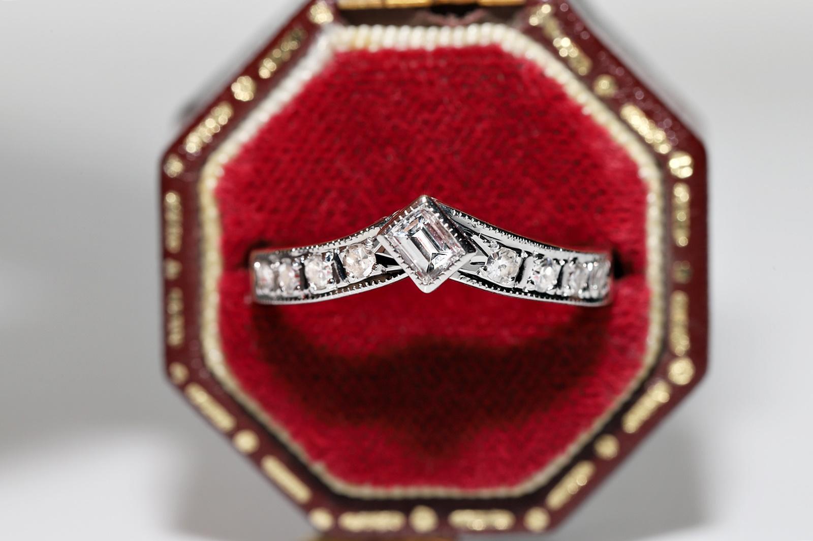 Vintage Circa 1980er Jahre 14k Gold Natürlicher Diamant Dekorierter Vintage-Ring im Zustand „Gut“ im Angebot in Fatih/İstanbul, 34