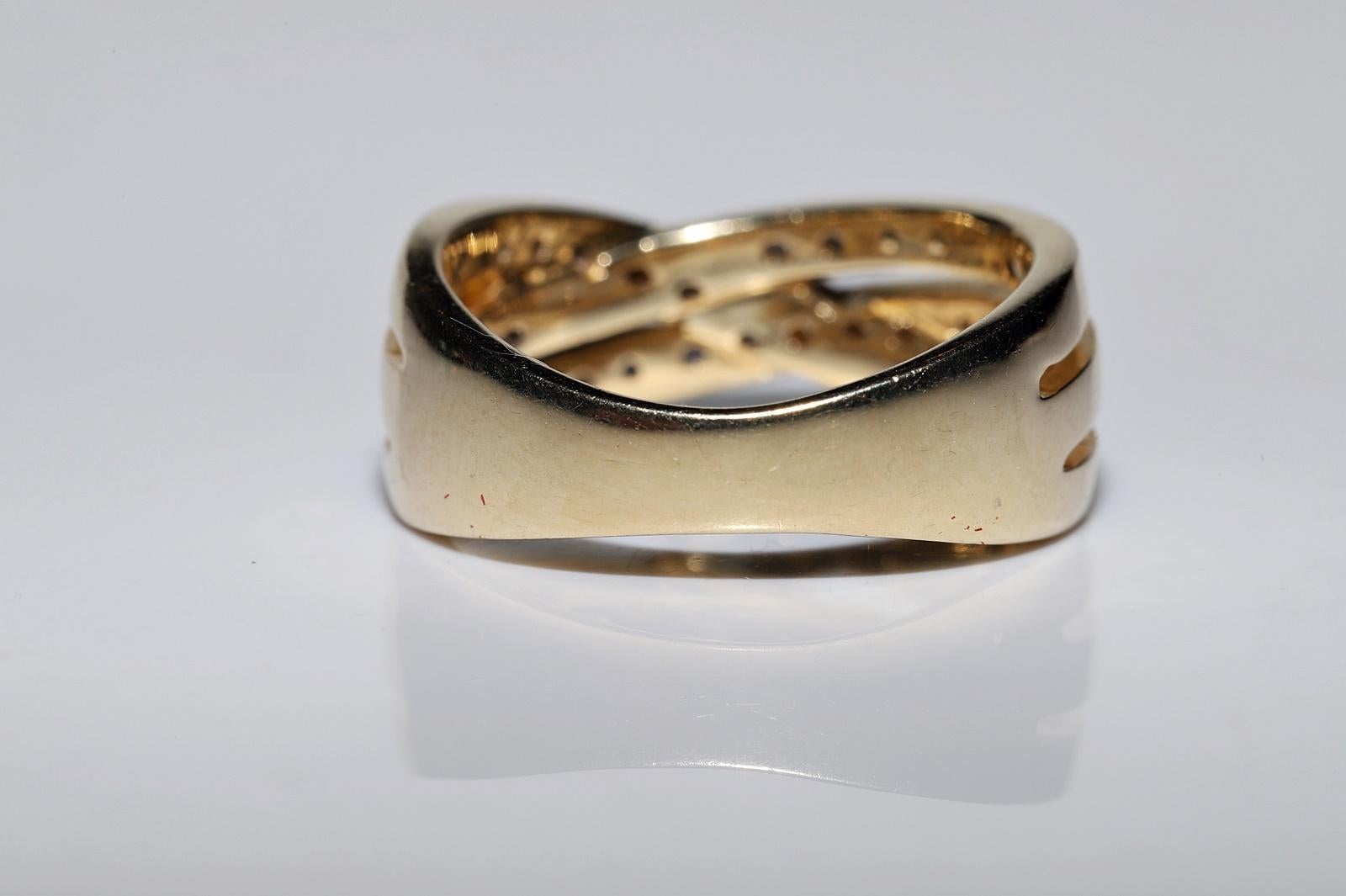 Vintage Circa 1980er Jahre 14k Gold Natürlicher Diamant Dekorierter Vintage-Ring Damen im Angebot