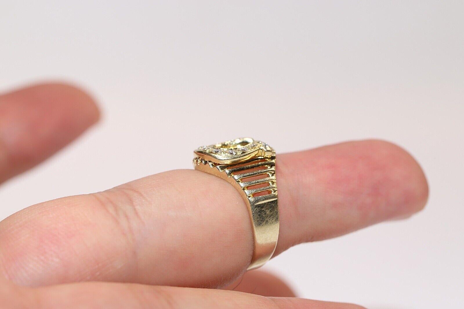 Vintage Circa 1980s 14k Gold Natural Diamond Decorated Ring For Sale 1