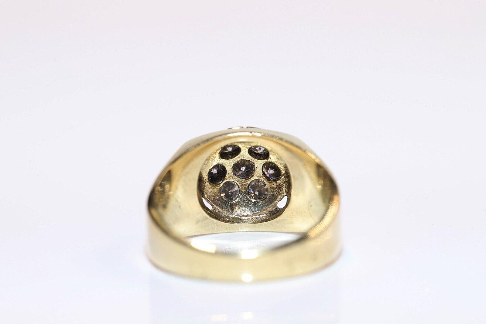 Vintage Circa 1980s 14k Gold Natural Diamond Decorated Ring  For Sale 2