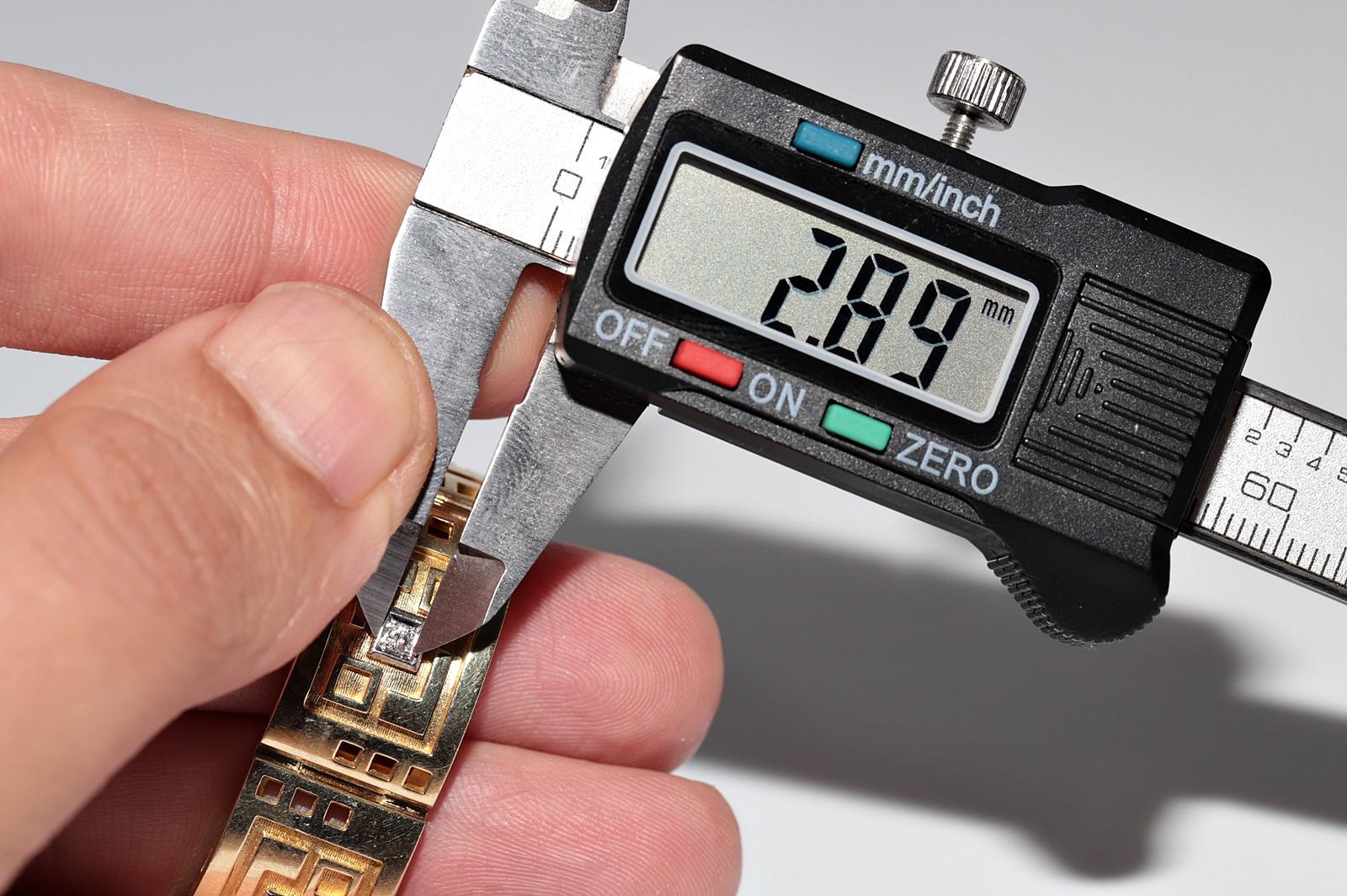 Vintage Circa 1980er Jahre 14k Gold natürlicher Diamant verziertes starkes Vintage-Armband im Angebot 8