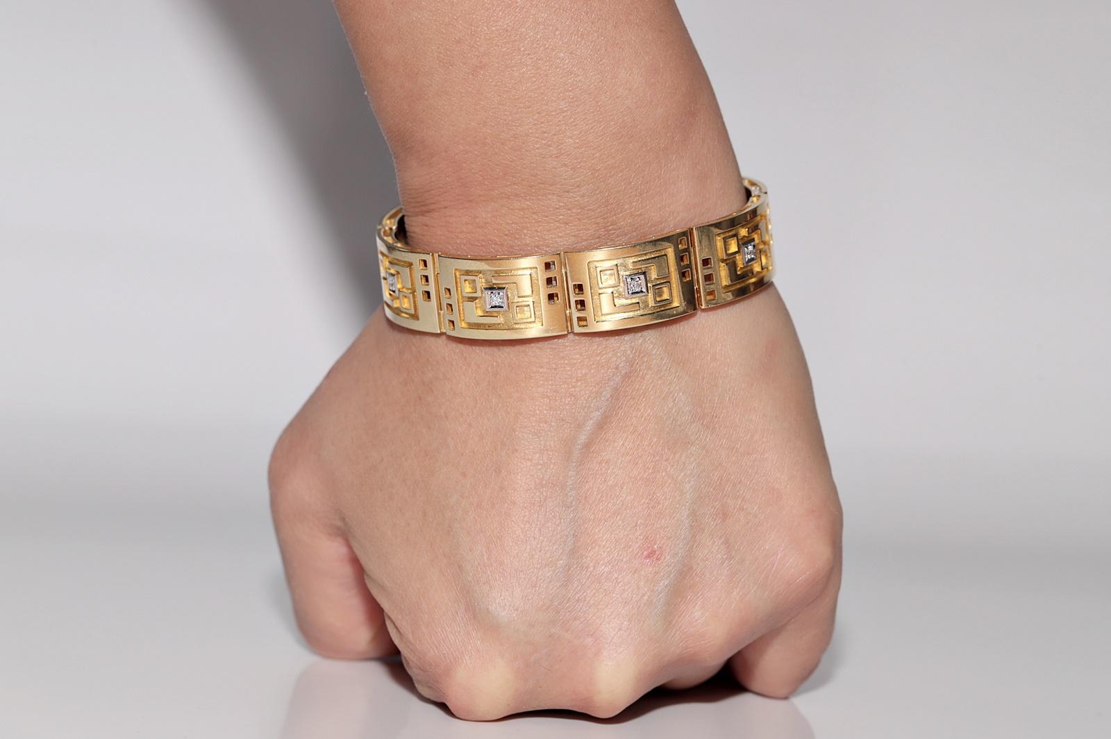 Vintage Circa 1980er Jahre 14k Gold natürlicher Diamant verziertes starkes Vintage-Armband im Angebot 10