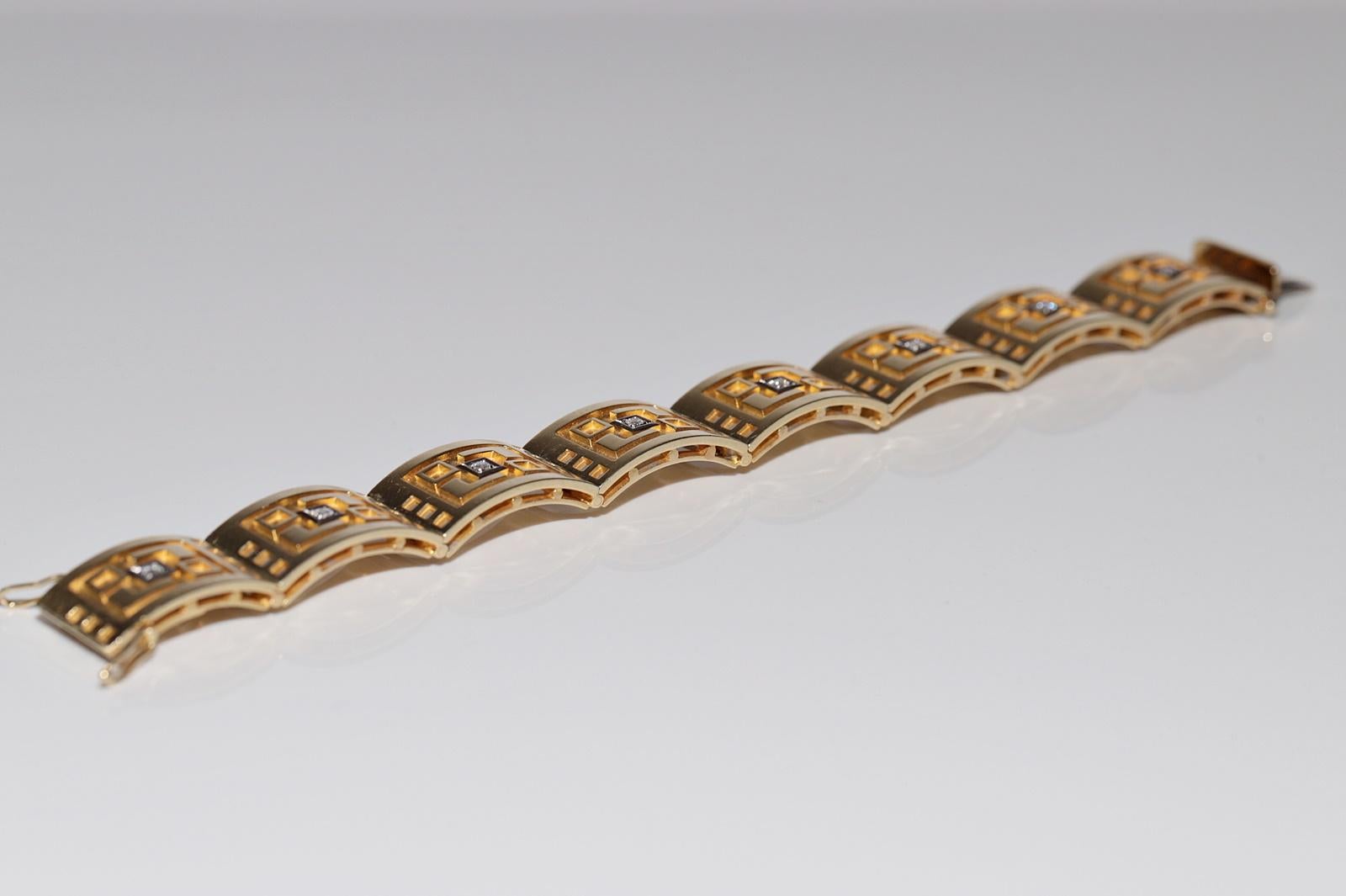 Vintage Circa 1980er Jahre 14k Gold natürlicher Diamant verziertes starkes Vintage-Armband für Damen oder Herren im Angebot