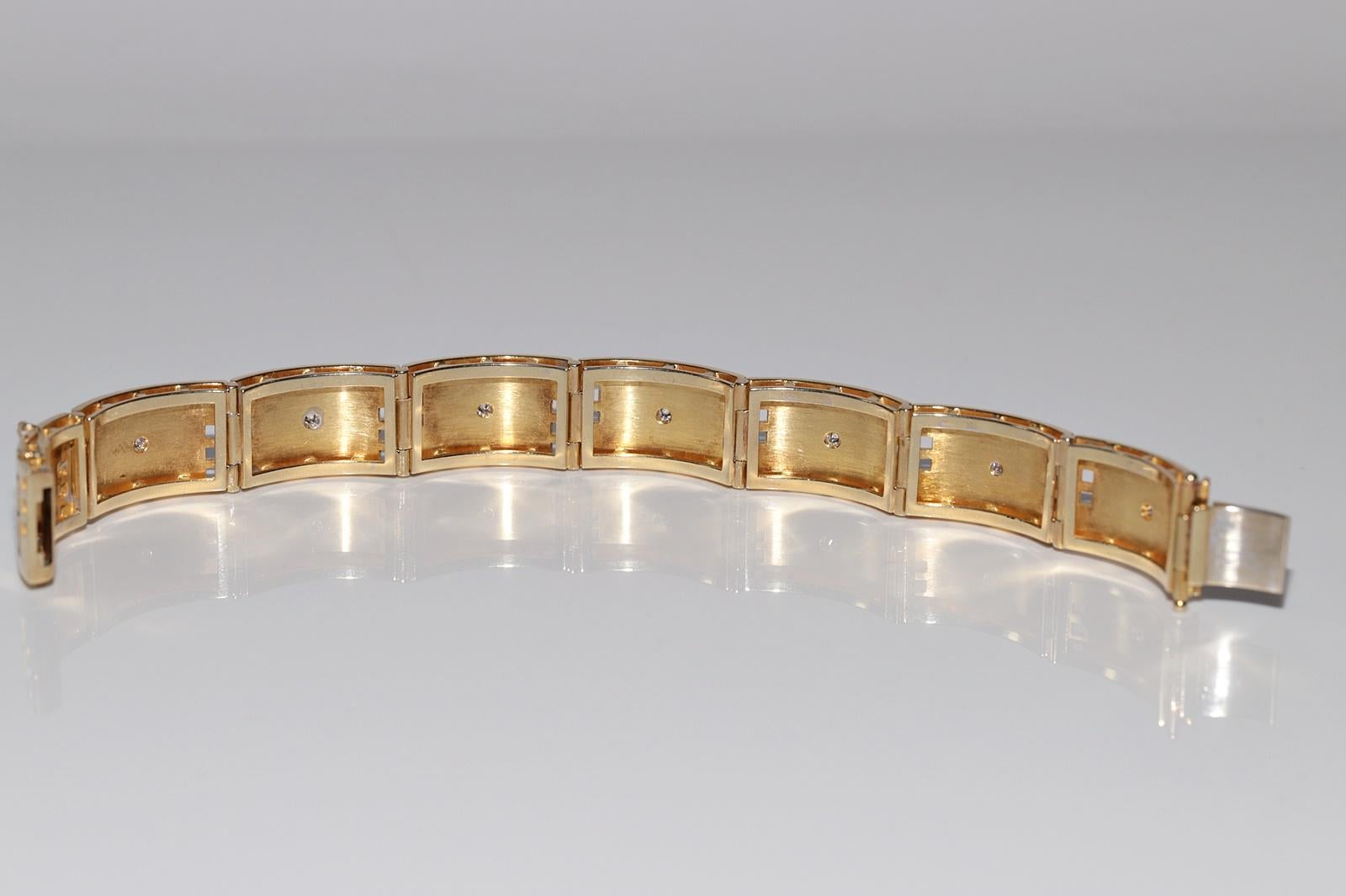 Vintage Circa 1980er Jahre 14k Gold natürlicher Diamant verziertes starkes Vintage-Armband im Angebot 2