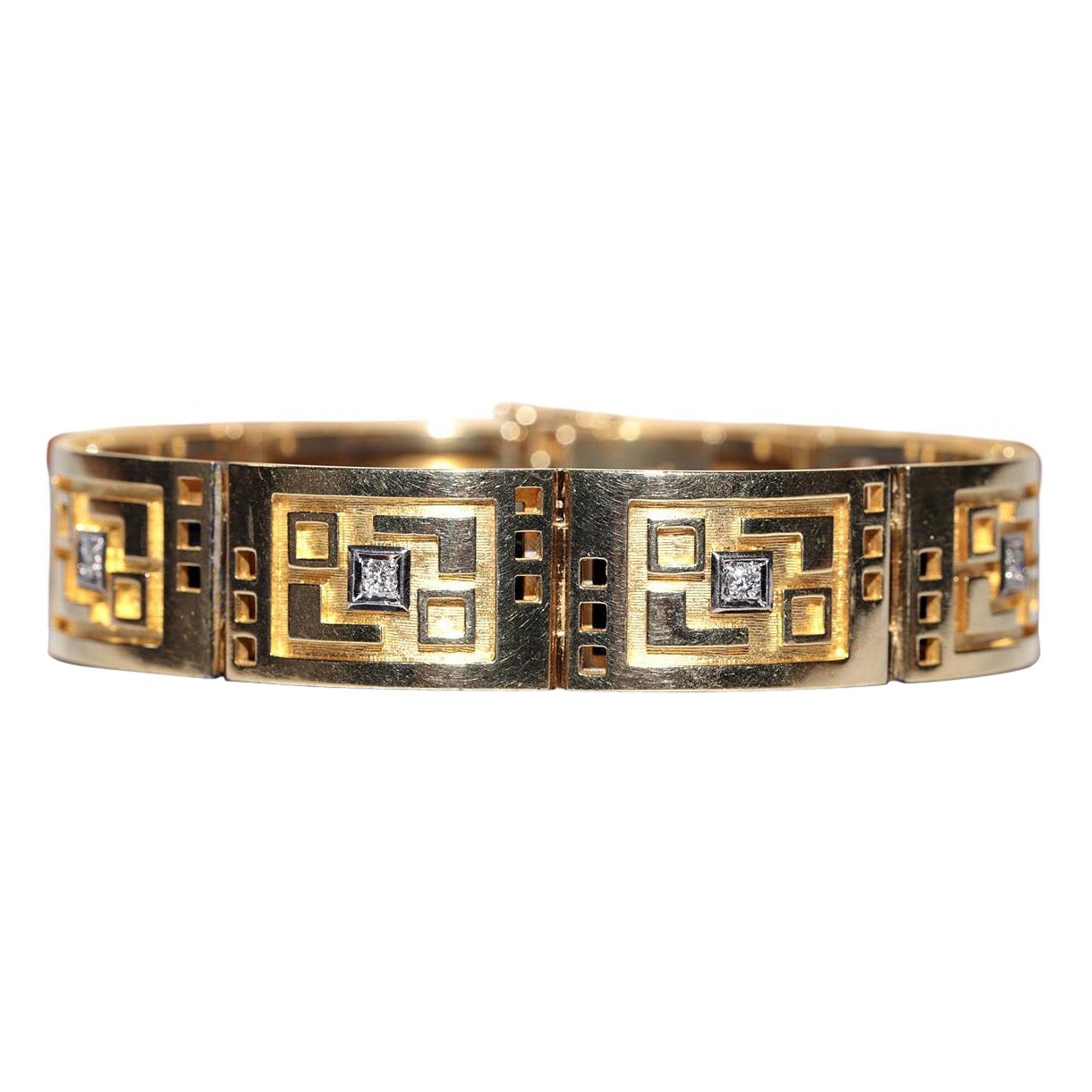 Vintage Circa 1980s 14k Gold Natural Diamond Decorated Strong Bracelet