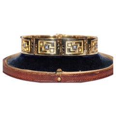 Vintage Circa 1980s 14k Gold Natural Diamond Decorated Strong Bracelet