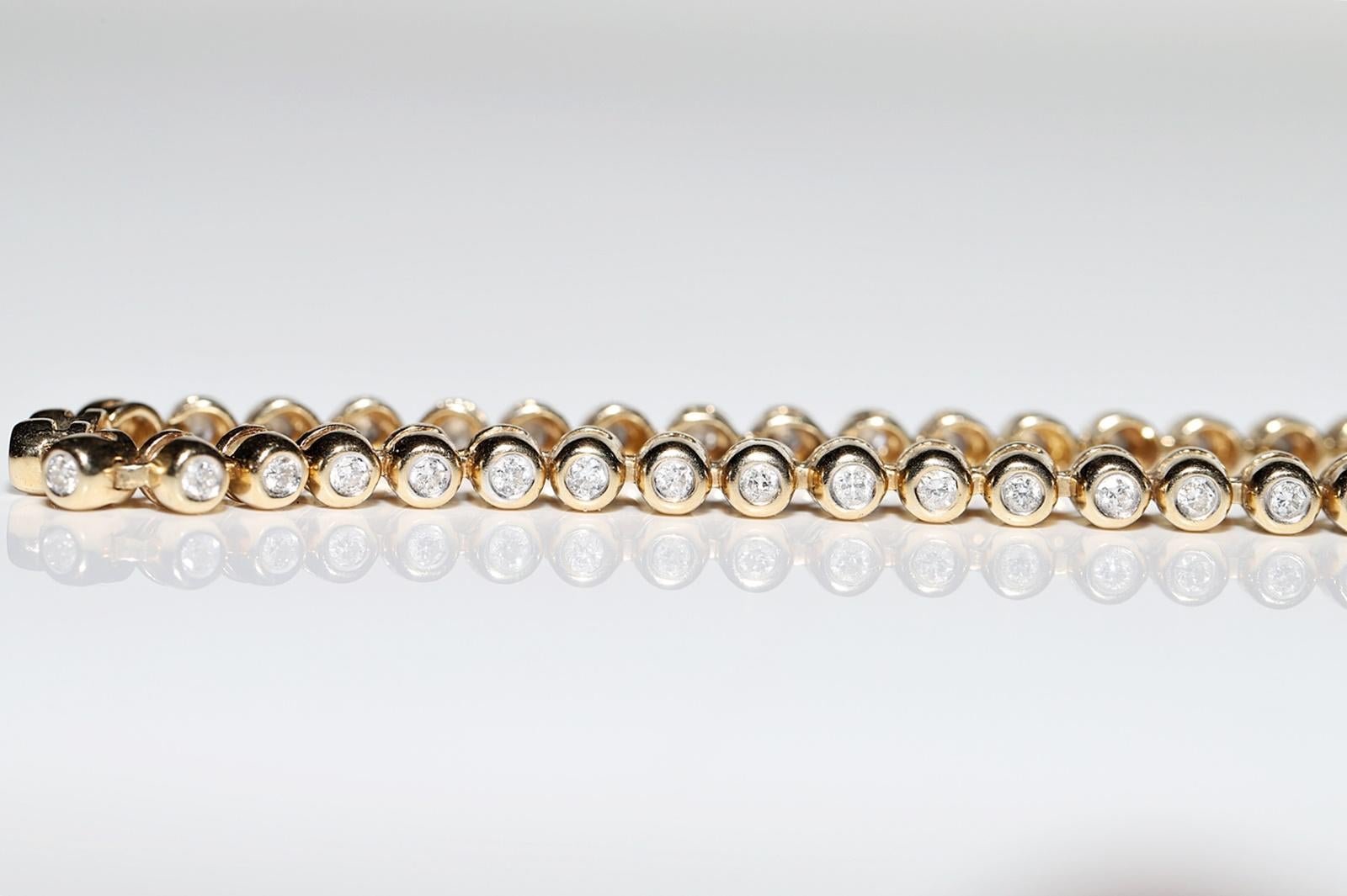 Vintage Circa 1980s 14k Gold Natural Diamond Decorated Tennis Bracelet  For Sale 1