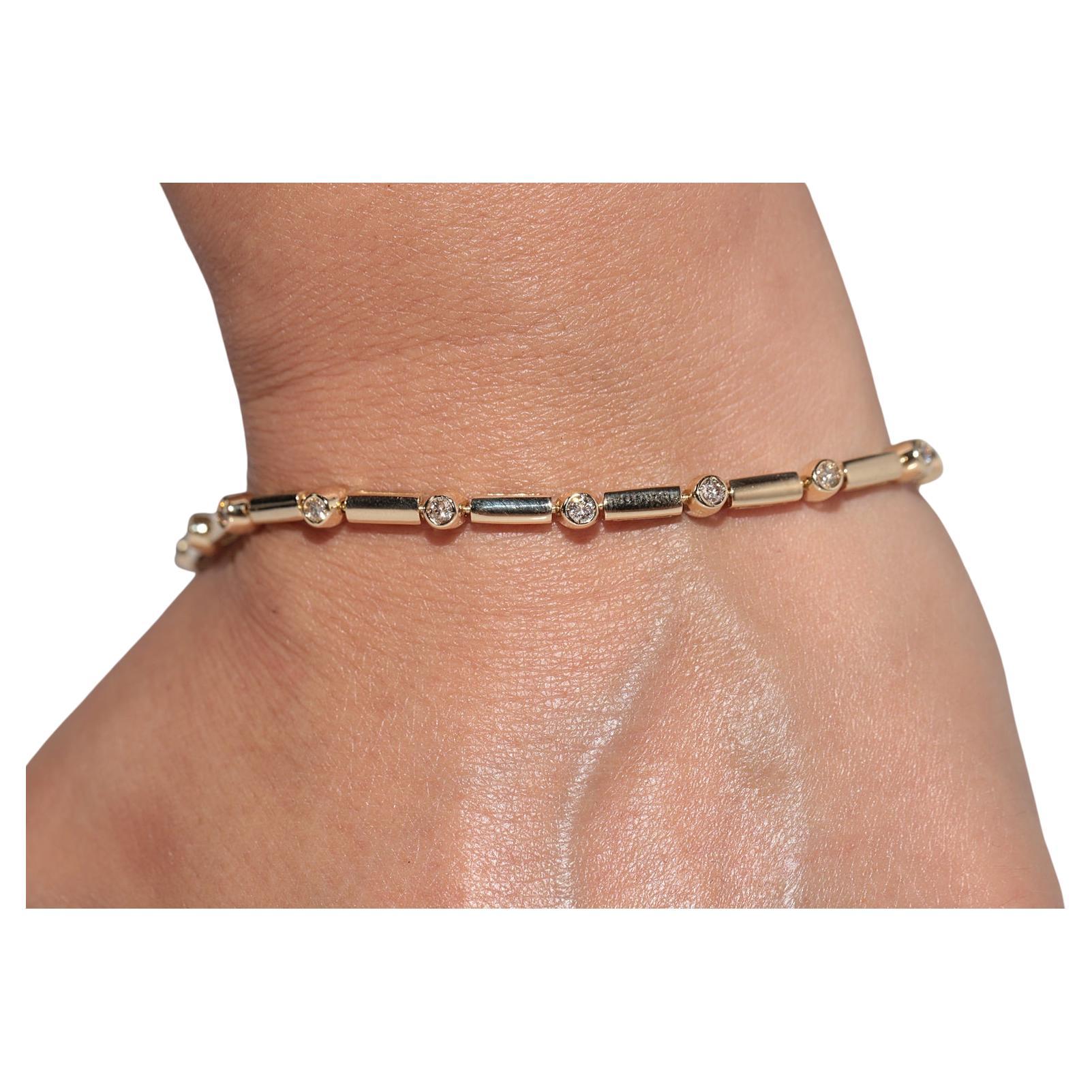 Vintage Circa 1980er Jahre 14k Gold Natürliches Diamant Dekoriertes Tennisarmband