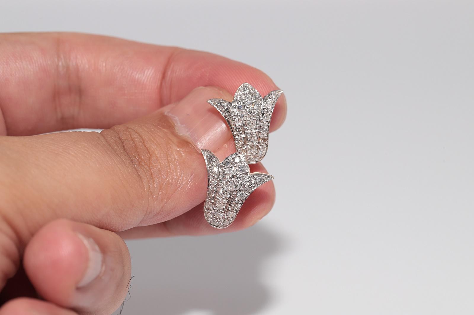Vintage CIRCA 1980s 14k Gold natürlichen Diamanten verziert Tulpe Stil Ohrring im Angebot 8