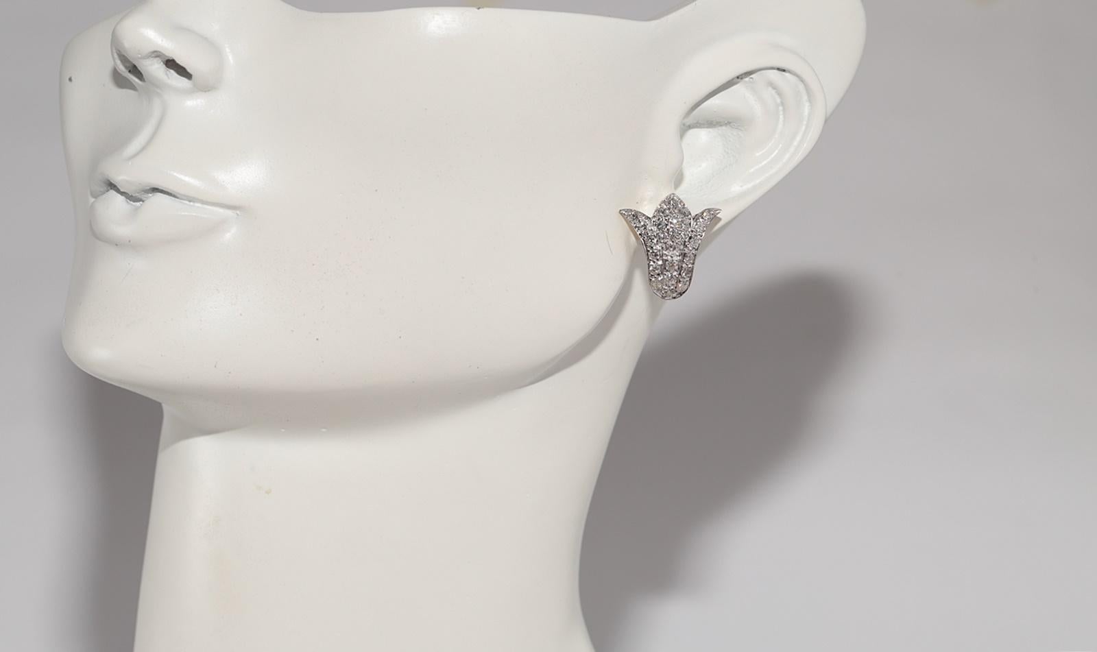 Vintage CIRCA 1980s 14k Gold natürlichen Diamanten verziert Tulpe Stil Ohrring im Angebot 10