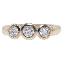 Vintage Circa 1980s 14k Gold Natural Diamond Diamond Band Ring