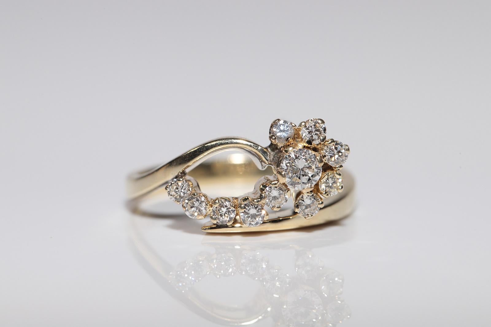 Rétro Anello stile fiori con diamanti naturali in oro 14k CIRCA 1980 in vendita