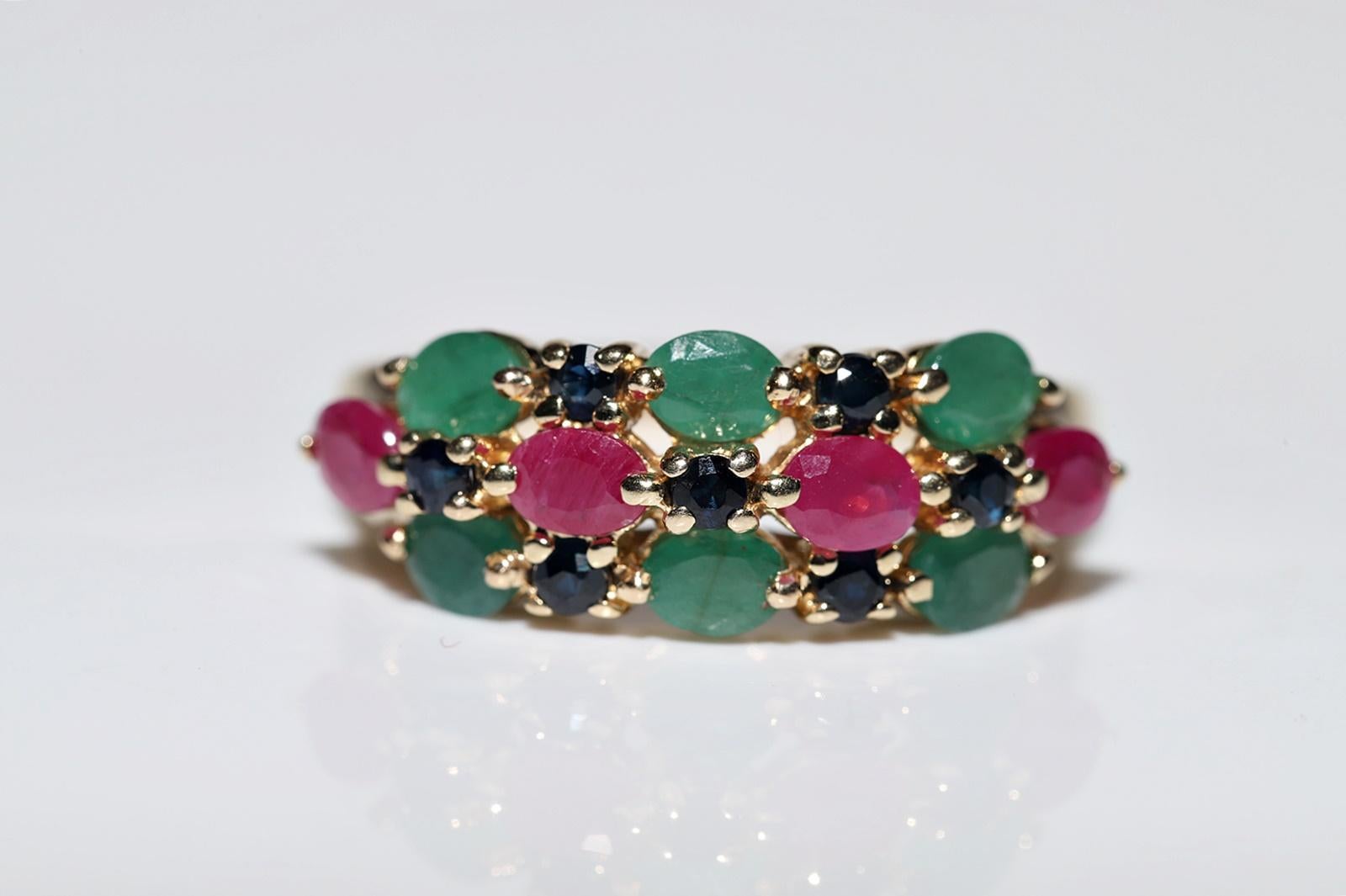 Women's Vintage Circa 1980s 14k Gold Natural Emerald And Sapphire Ruby Decorated Ring For Sale
