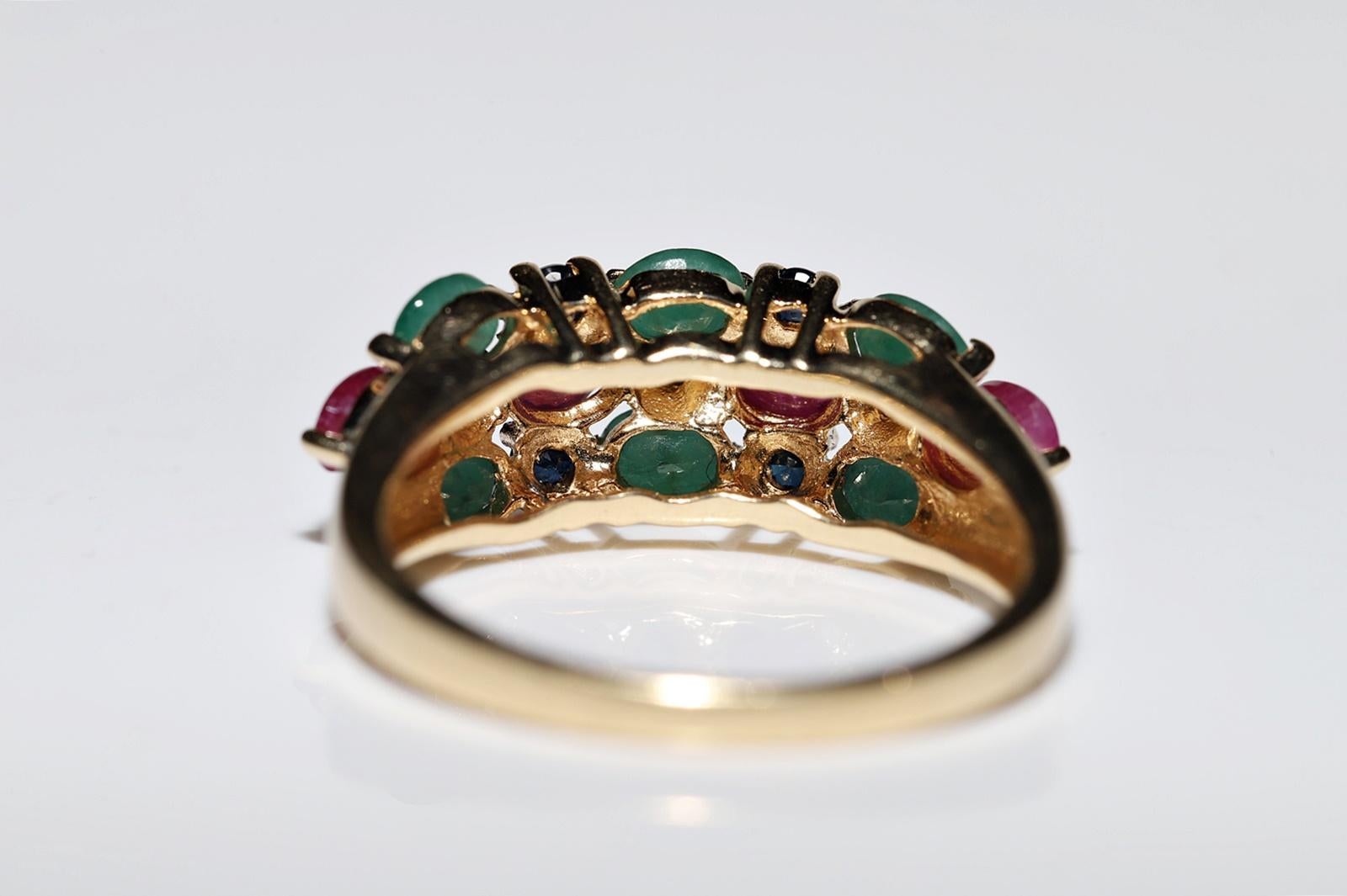 Vintage Circa 1980s 14k Gold Natural Emerald And Sapphire Ruby Decorated Ring For Sale 3