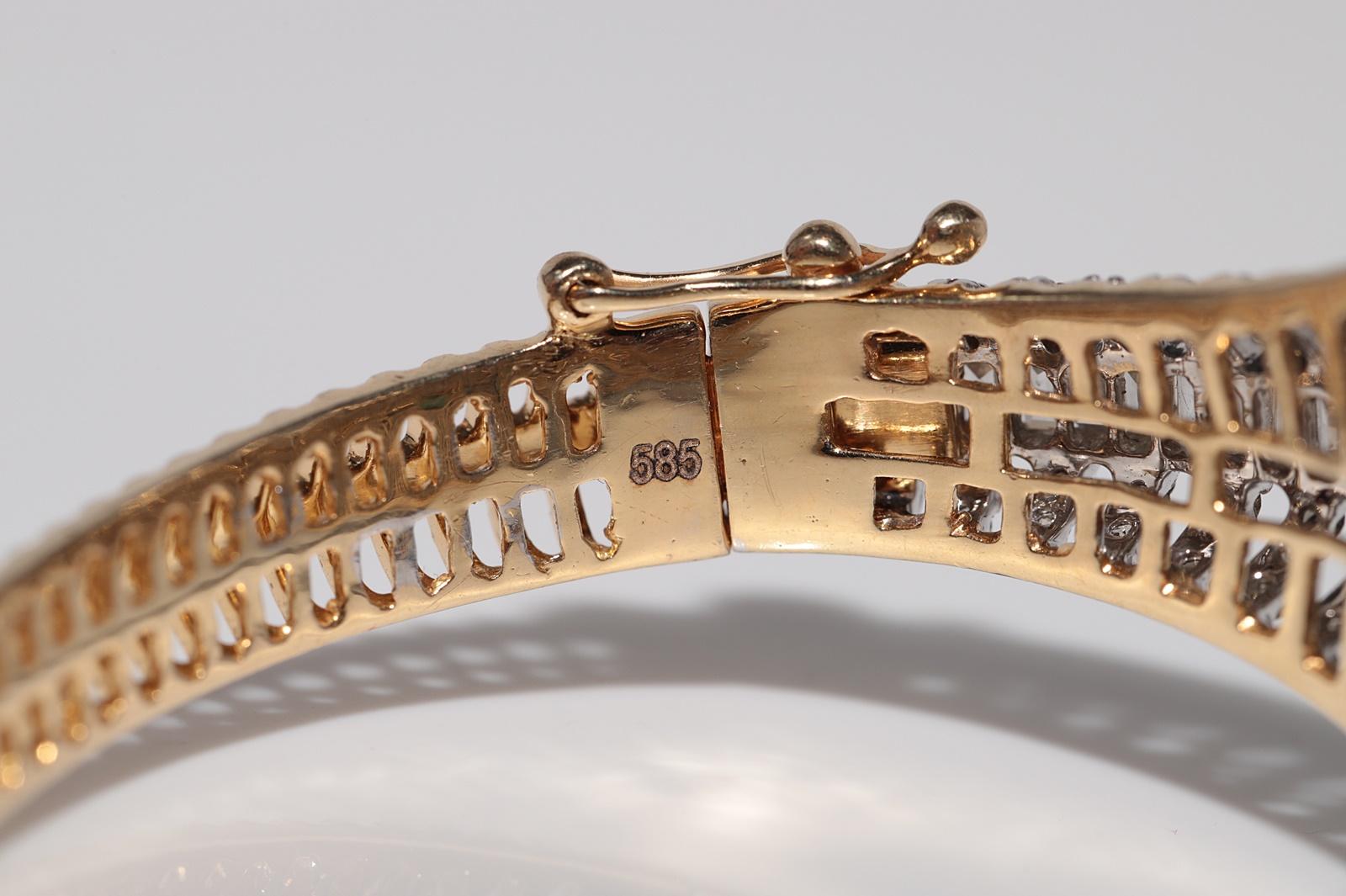 Vintage CIRCA 1980s 14k Gold Naturald Diamant und Türkis Armreif Armband im Angebot 13