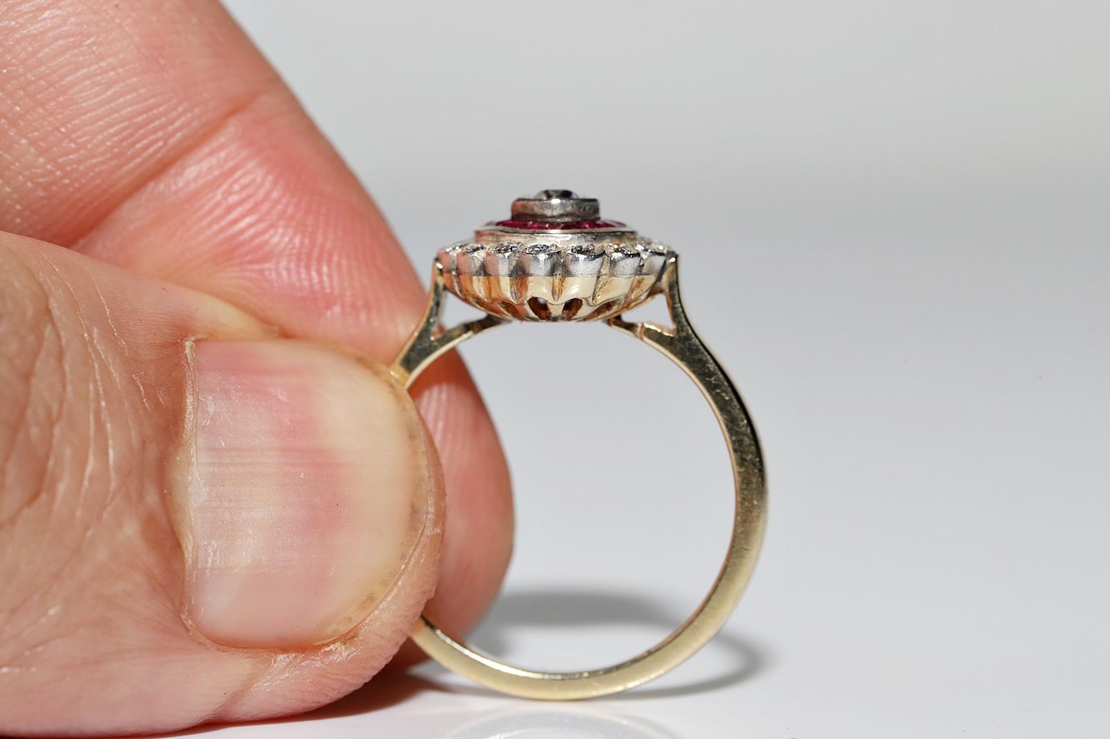 Vintage Circa 1980er Jahre 14k Gold Top Silber natürlicher Diamant und Kaliber Rubin Ring Damen im Angebot