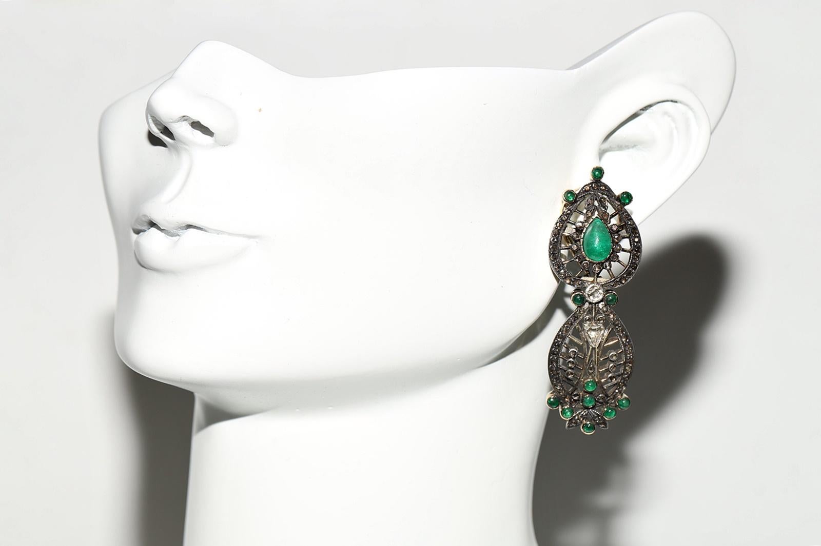 Vintage Circa 1980er Jahre 14k Gold Top Silber Natürlicher Rosenschliff Diamant Smaragd Ohrring im Angebot 8