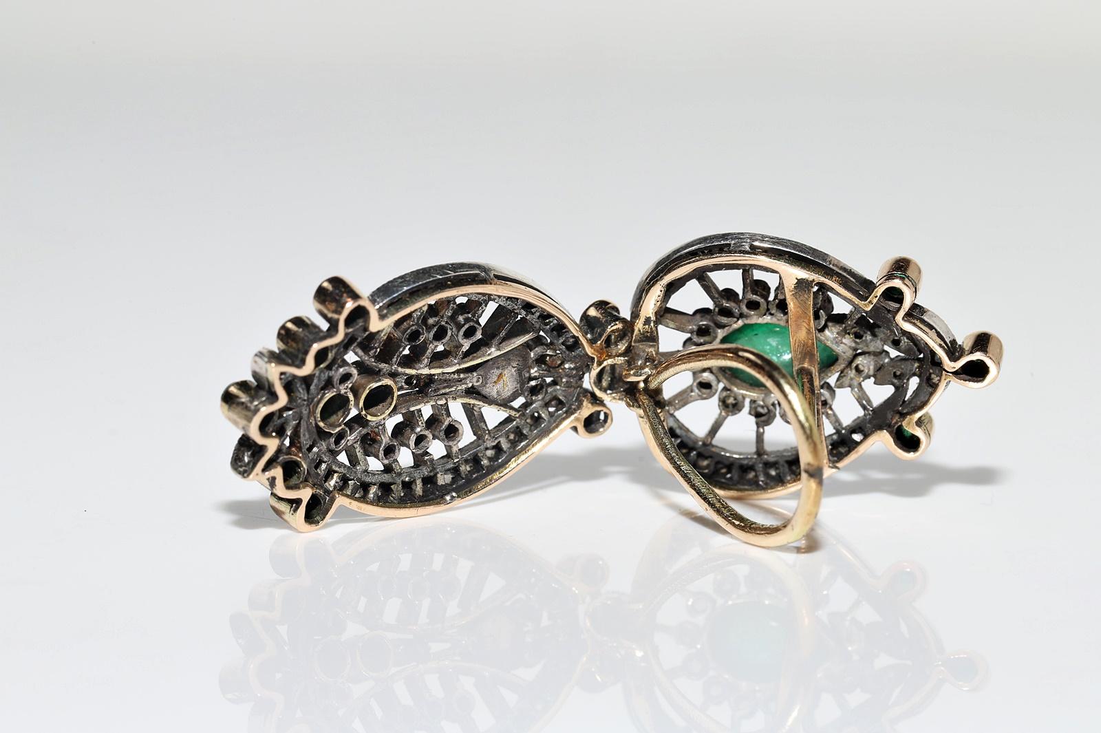 Vintage Circa 1980er Jahre 14k Gold Top Silber Natürlicher Rosenschliff Diamant Smaragd Ohrring im Angebot 4