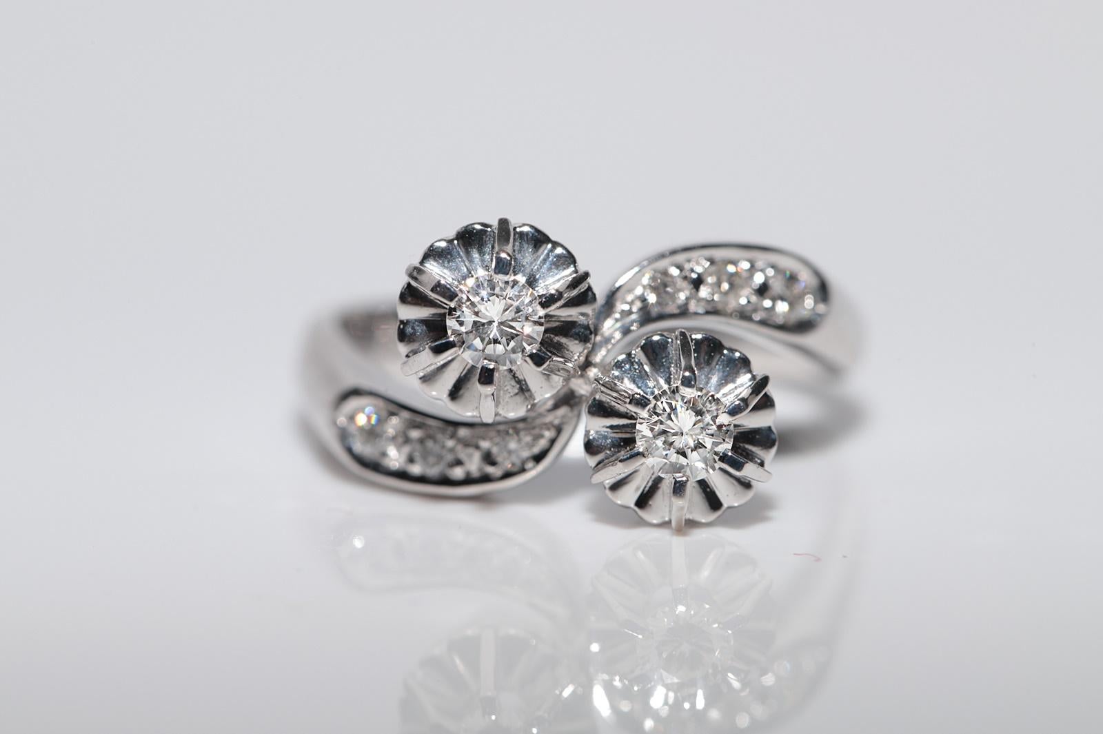 Brilliant Cut Vintage Circa 1980s 14k White Gold Natural Diamond Decorated Ring For Sale