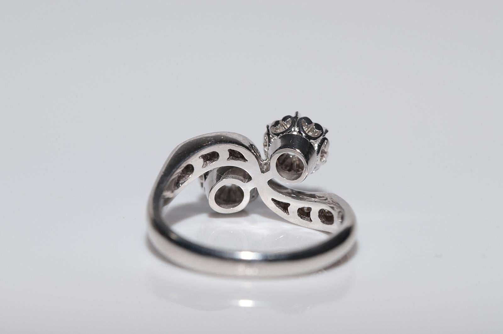 Vintage Circa 1980s 14k White Gold Natural Diamond Decorated Ring For Sale 2