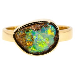 Vintage circa 1980s 18 Carat Yellow Gold Freeform Queensland Boulder Opal Ring