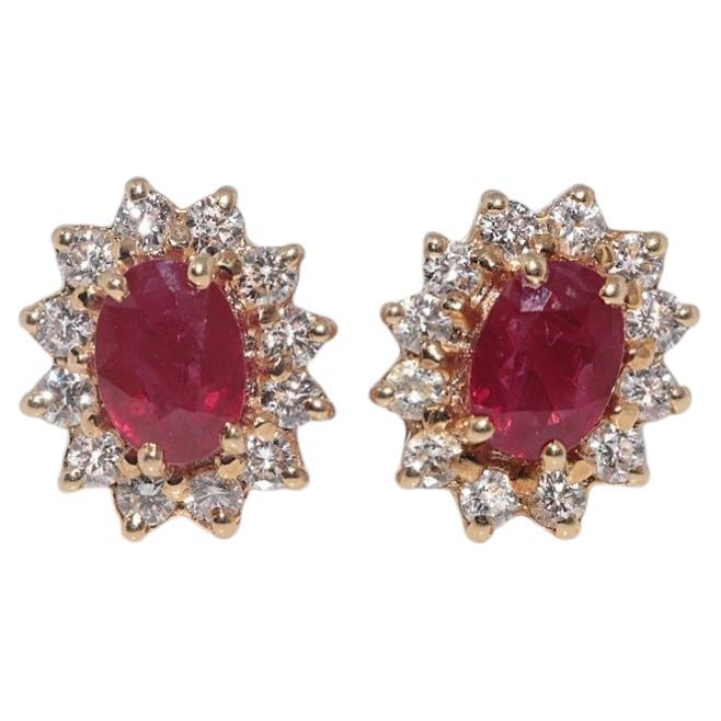 Vintage Circa 1980s 18k Gold Estate Natural Diamond And Heated Ruby Stud Earring