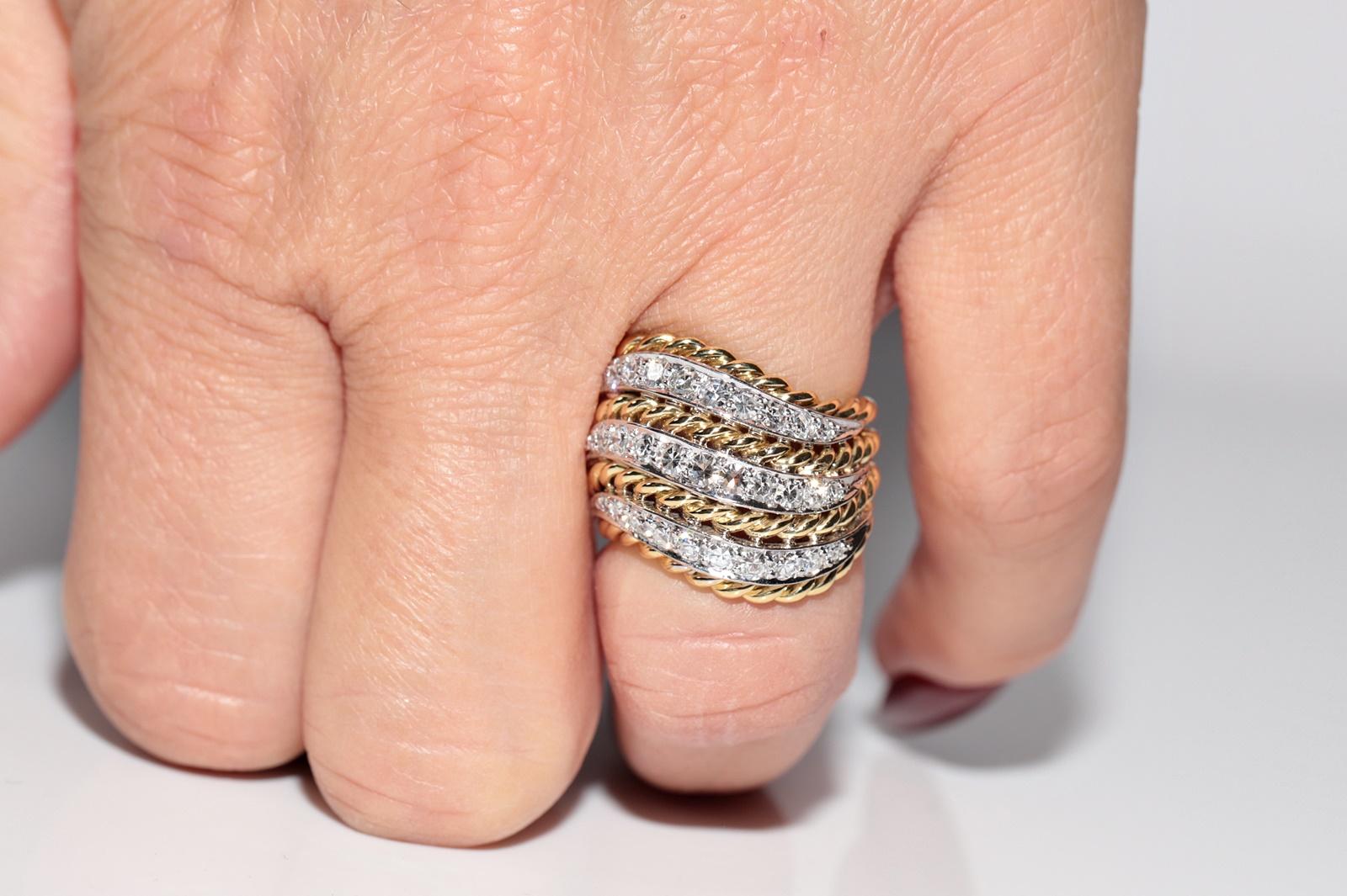Vintage Circa 1980s 18k Gold Handcrafted 18k Gold Natural Diamond Rope Ring For Sale 7