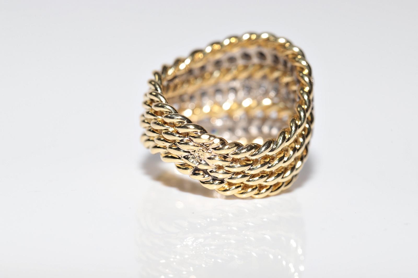 Women's Vintage Circa 1980s 18k Gold Handcrafted 18k Gold Natural Diamond Rope Ring For Sale