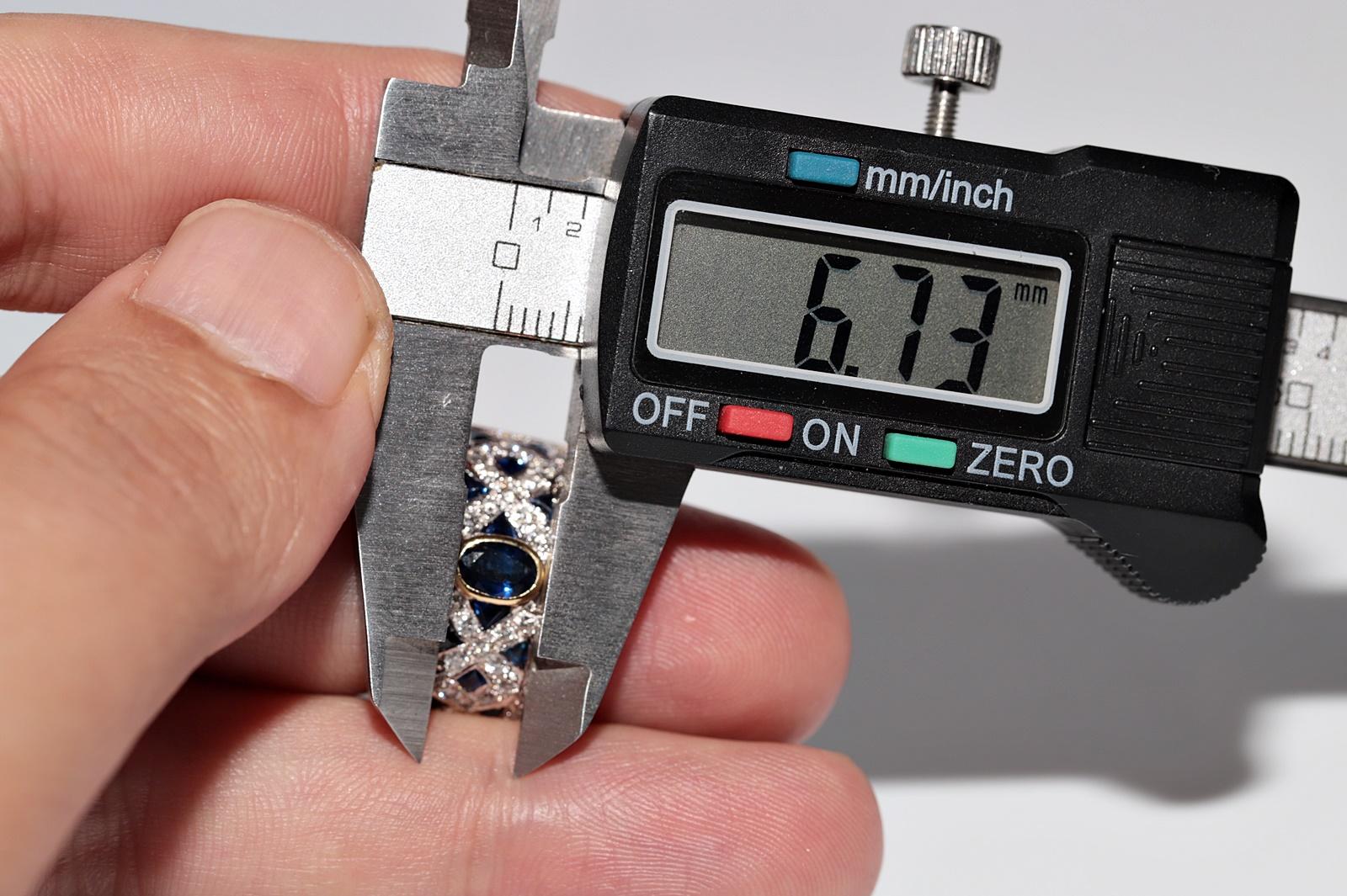 Anello d'oro 18 carati d'epoca, circa anni '80, con diamanti naturali e zaffiri, realizzato a mano in vendita 8