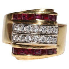 Vintage Circa 1980s 18k Gold İtaly Made Natural Diamond And Caliber Ruby Ring Vintage Circa 1980s 18k Gold İtaly Made Natural Diamond And Caliber Ruby Ring