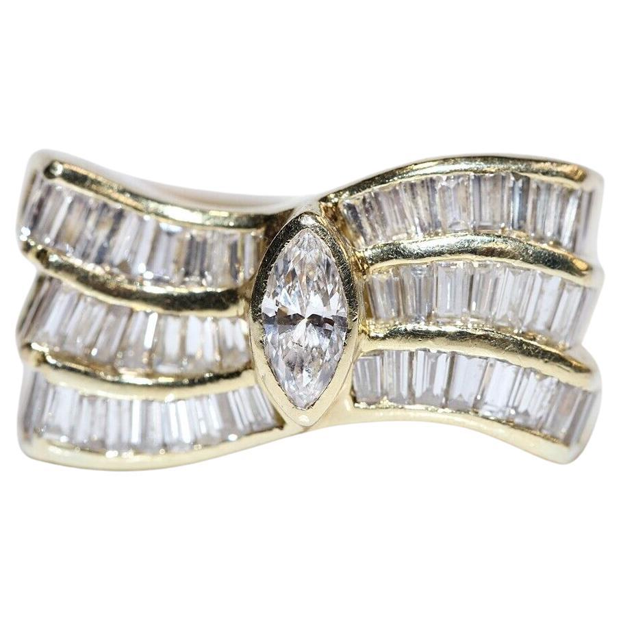 Vintage CIRCA 1980s 18k Gold Natürliche Baguette und Marquise Cut Diamond Ring im Angebot
