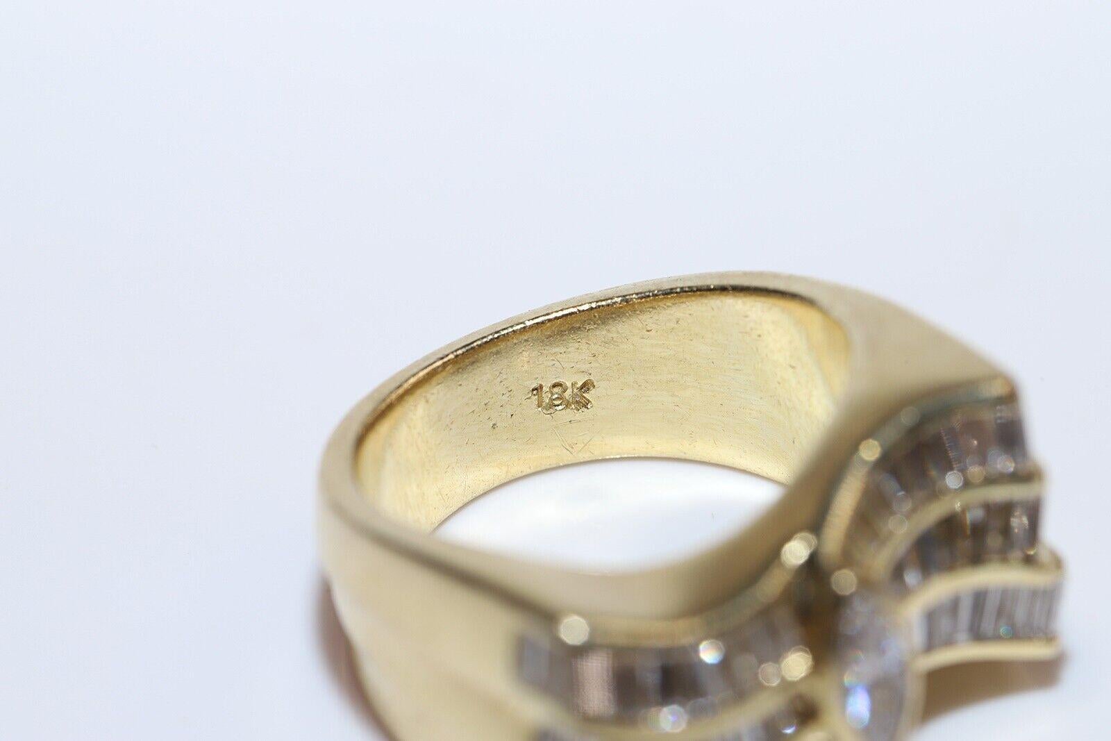 Vintage CIRCA 1980s 18k Gold Natürliche Baguette und Marquise Cut Diamond Tank Ring im Angebot 2