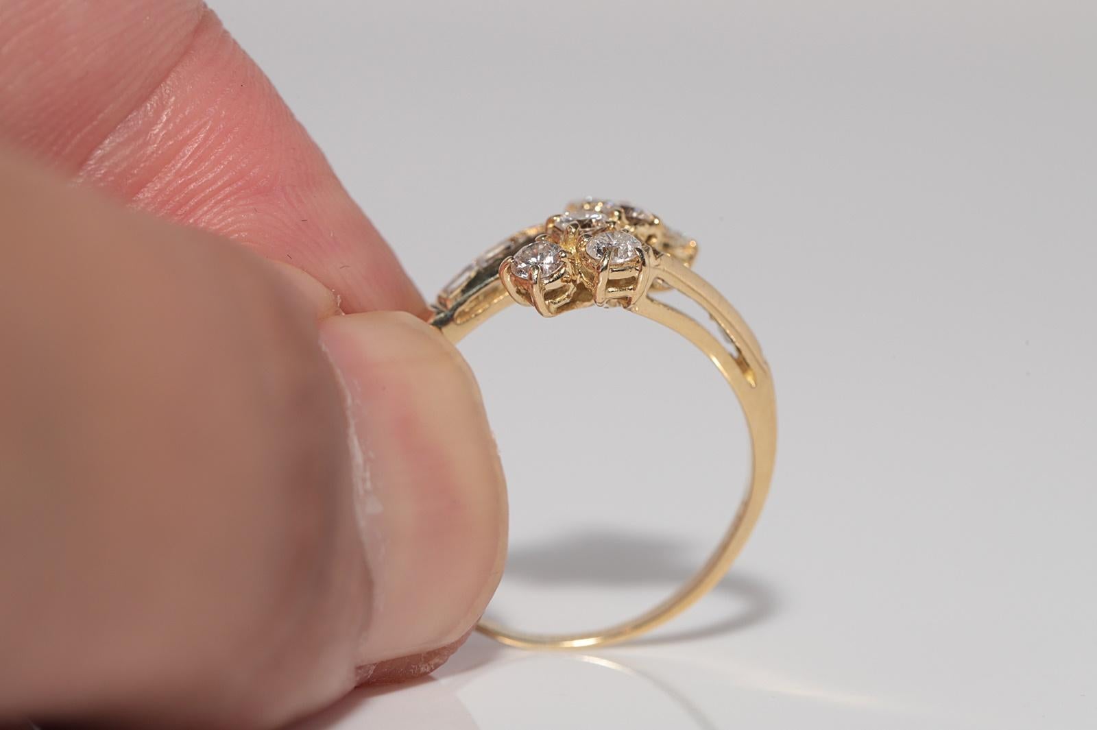 Anello Vintage CIRCA 1980 in oro 18k con diamanti naturali taglio Baguette e taglio Brilliante in vendita 1