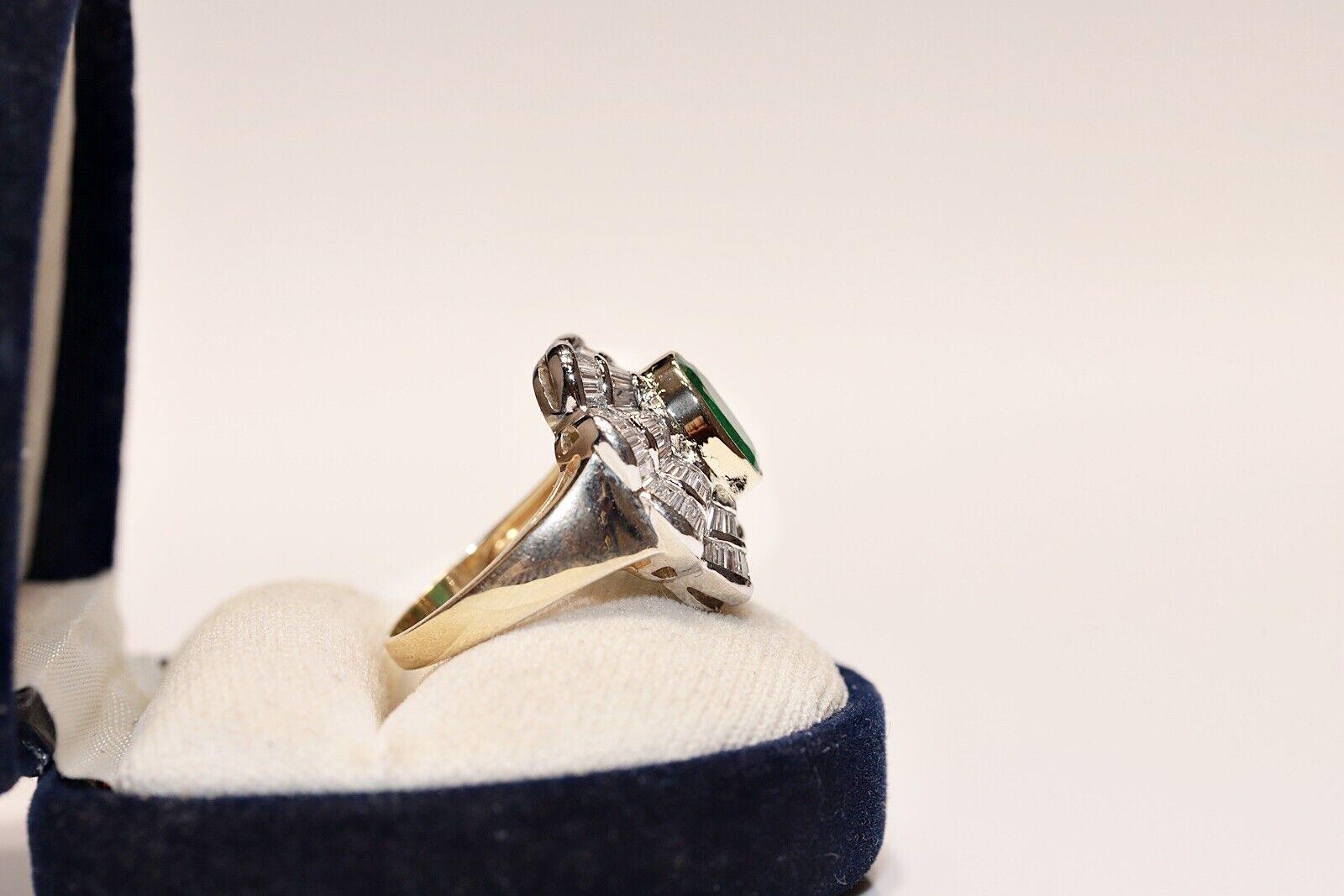 In very good condition.
Total is weight 6.7 grams.
Totally  is diamond about 1.35 carat.
Totally  is emerald about 1.40 carat.
The diamond is has F-G color and vs-vvs clarity.
Ring size is US 5.6 (We offer free resizing)
We can make any size.
Box is