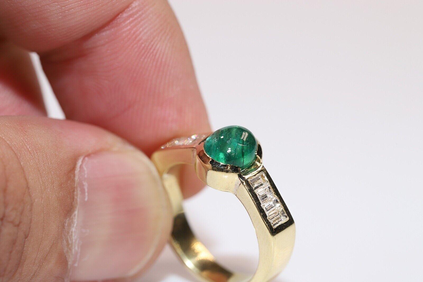 Vintage Circa 1980s 18k Gold Natural Baguette Cut Diamond And Emerald Ring For Sale 4
