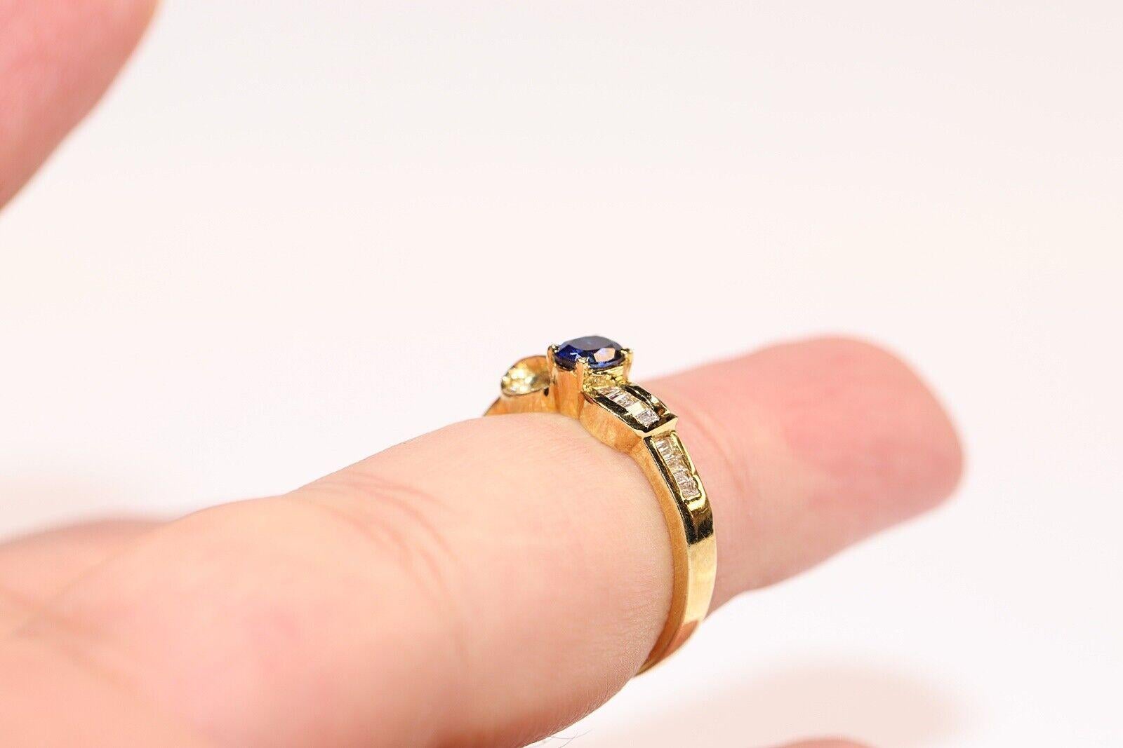 Vintage Circa 1980s 18k Gold Natural Baguette Cut Diamond And Sapphire Ring  For Sale 7