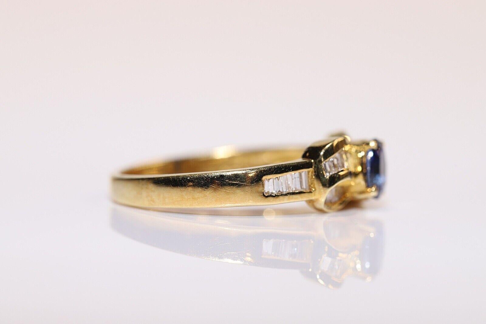 Vintage Circa 1980s 18k Gold Natural Baguette Cut Diamond And Sapphire Ring  For Sale 2