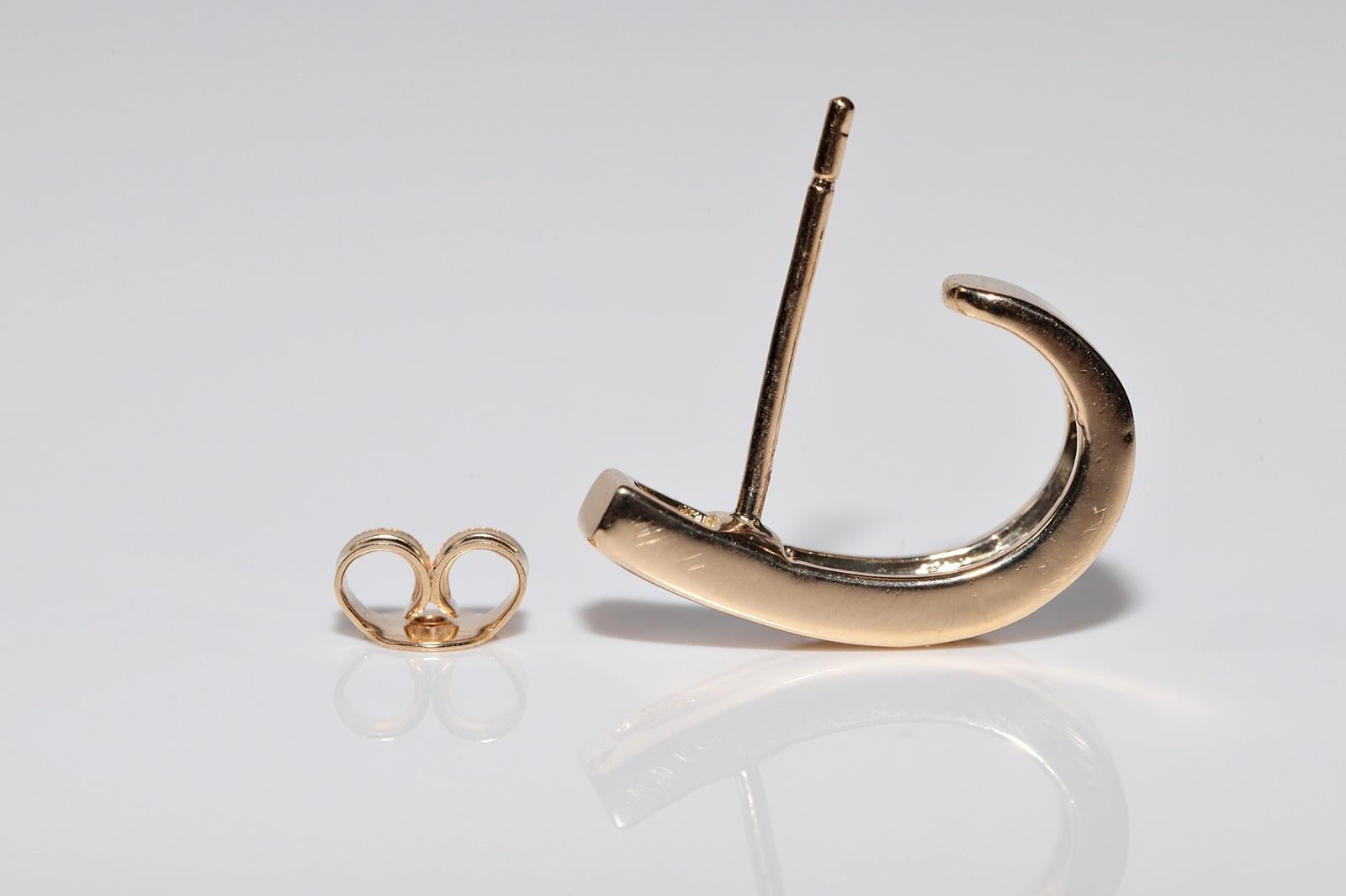 Vintage Circa 1980er Jahre 18k Gold Natürlicher Baguette-Schliff Diamant Dekorierter Ohrring im Angebot 2