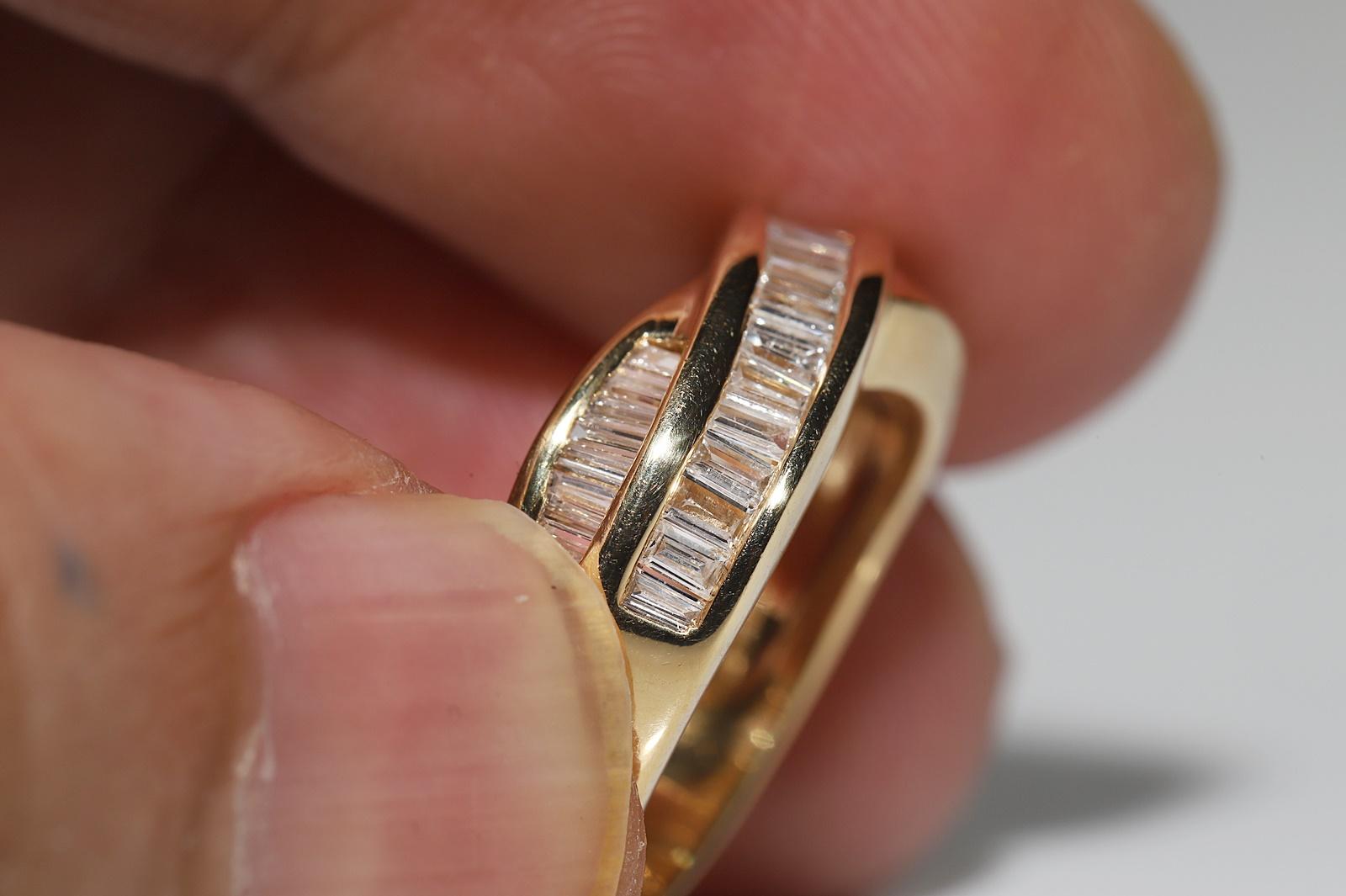 Vintage Circa 1980s 18k Gold Natural Baguette Cut Diamond Decorated Ring For Sale 9