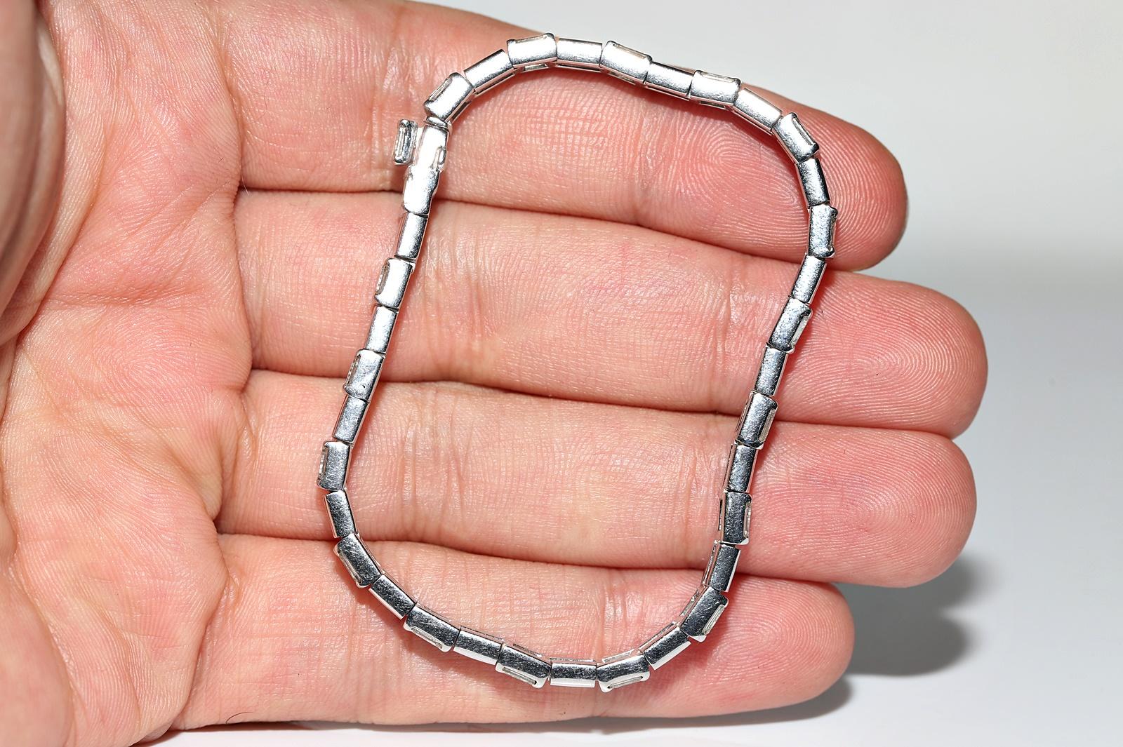 Vintage Circa 1980er Jahre 18k Gold Natürliches Baguette-Diamant-Dekoriertes Vintage-Armband im Angebot 9