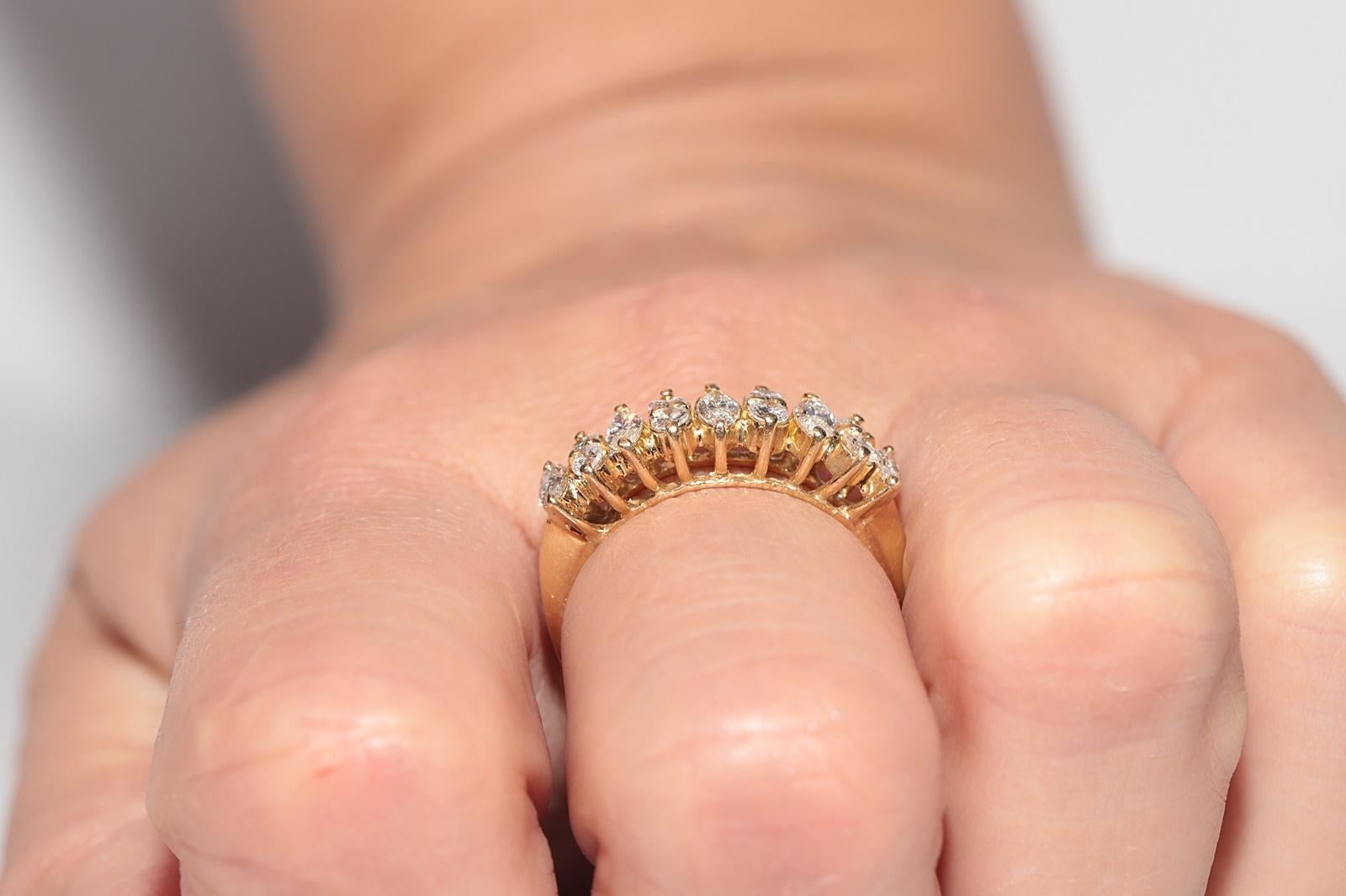 Vintage CIRCA 1980s 18k Gold Natürlicher Diamantring mit Brillant- und Marquise-Schliff im Angebot 11