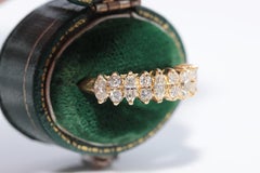 Vintage Circa 1980s 18k Gold Natural Brilliant Cut And Marquise Cut Diamond Ring