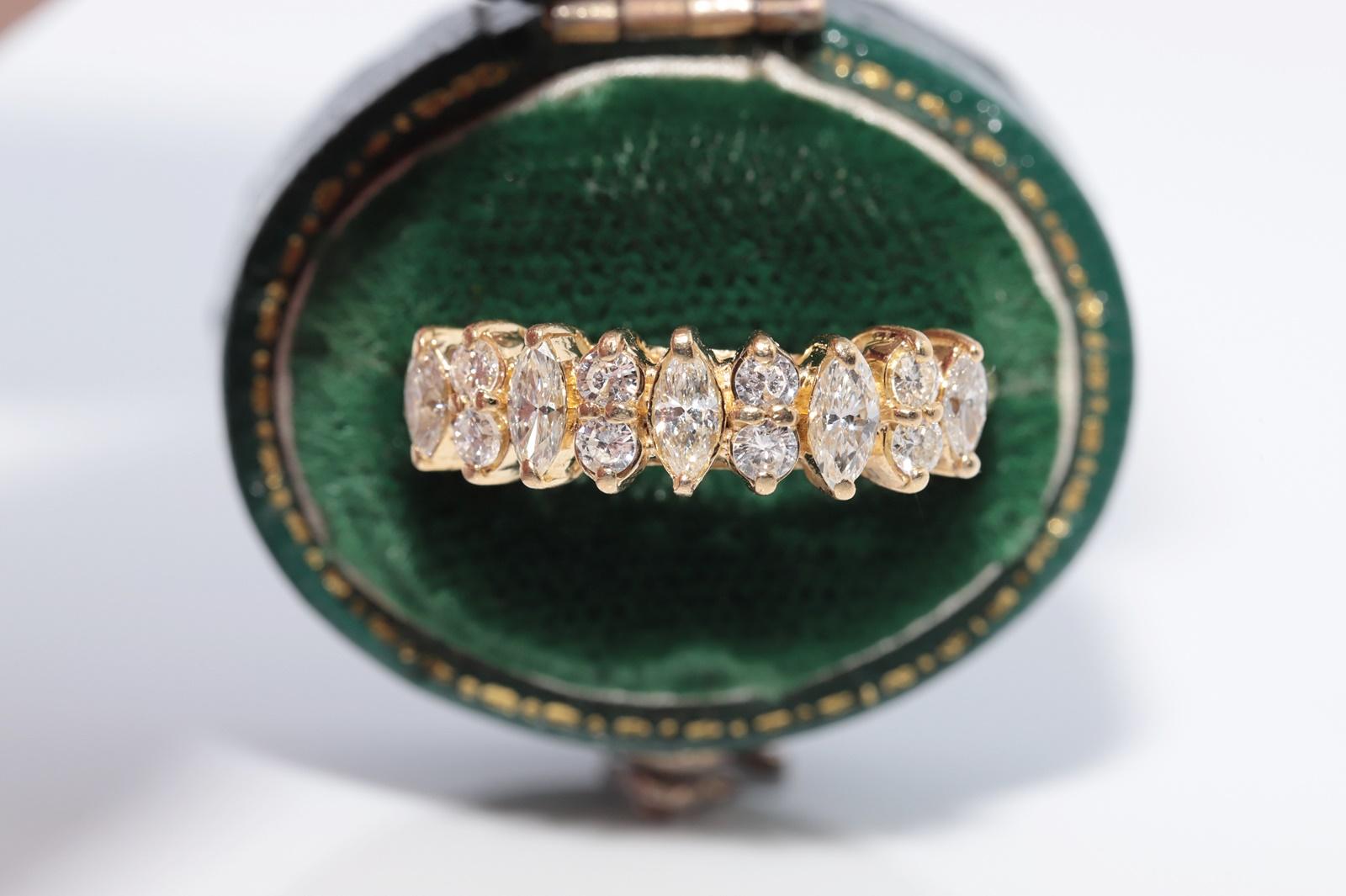 Vintage CIRCA 1980s 18k Gold Natürlicher Diamantring mit Brillant- und Marquise-Schliff (Kunsthandwerker*in) im Angebot