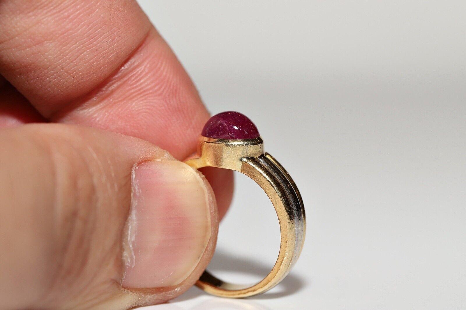 Retro Vintage Circa 1980s 18k Gold Natural Cabochon Cut Ruby Decorated Ring For Sale