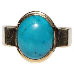 Vintage Circa 1980s 18k Gold Natural Cabochon Cut Turquoise Solitaire Ring 