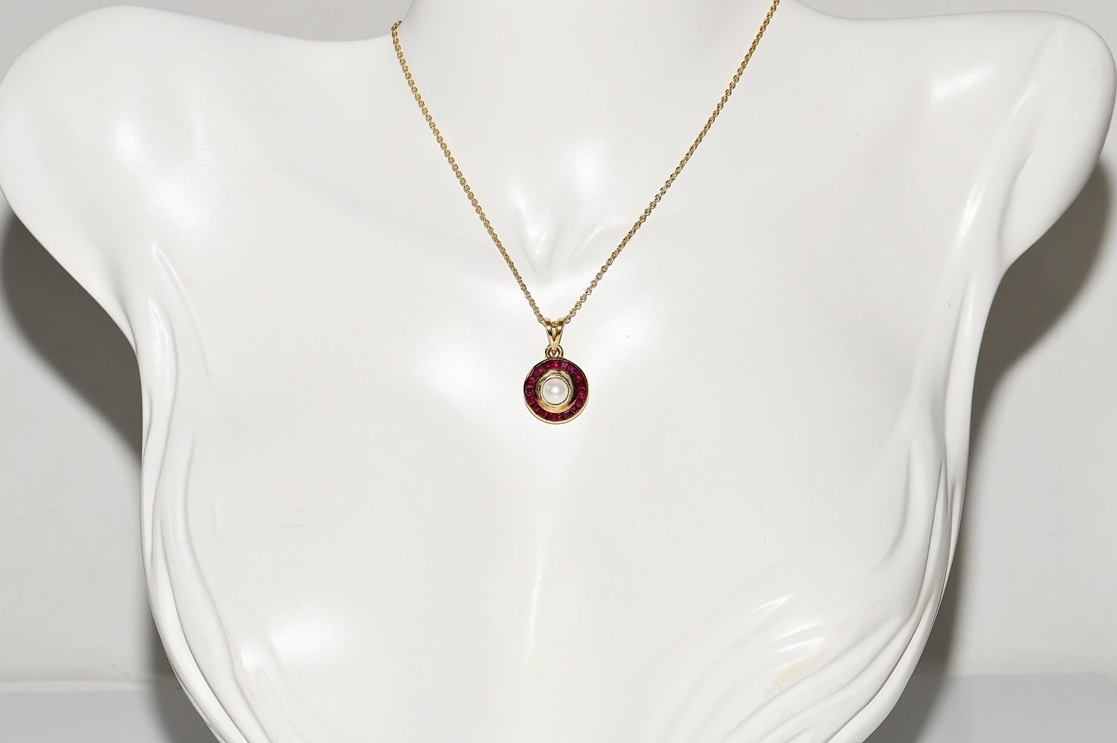 In very good condition.
Total weight 8 grams.
Totally is ruby 1.20 ct.
Total lenght is chain 45 cm.
Please contact for any questions.