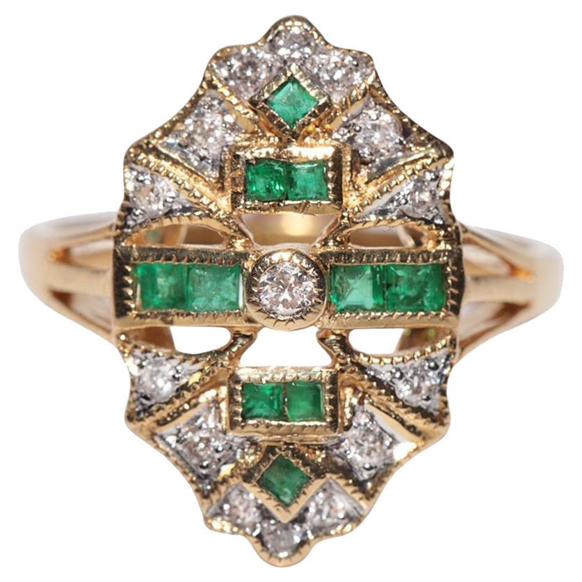 Bague vintage des années 1980 en or 18 carats avec diamant naturel et émeraude taille baguette