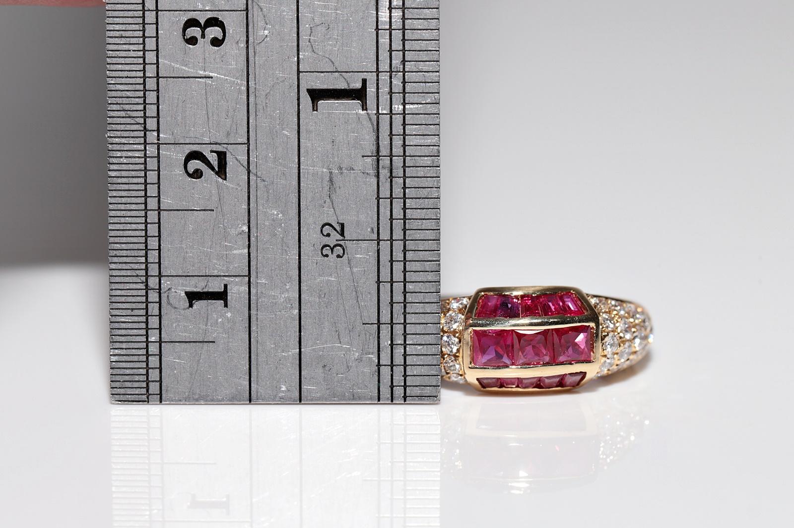 Vintage Circa 1980s 18k Gold Natural Diamond And Baguette Cut Ruby Band Ring For Sale 4