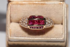 Vintage Circa 1980s 18k Gold Natural Diamond And Baguette Cut Ruby Band Ring