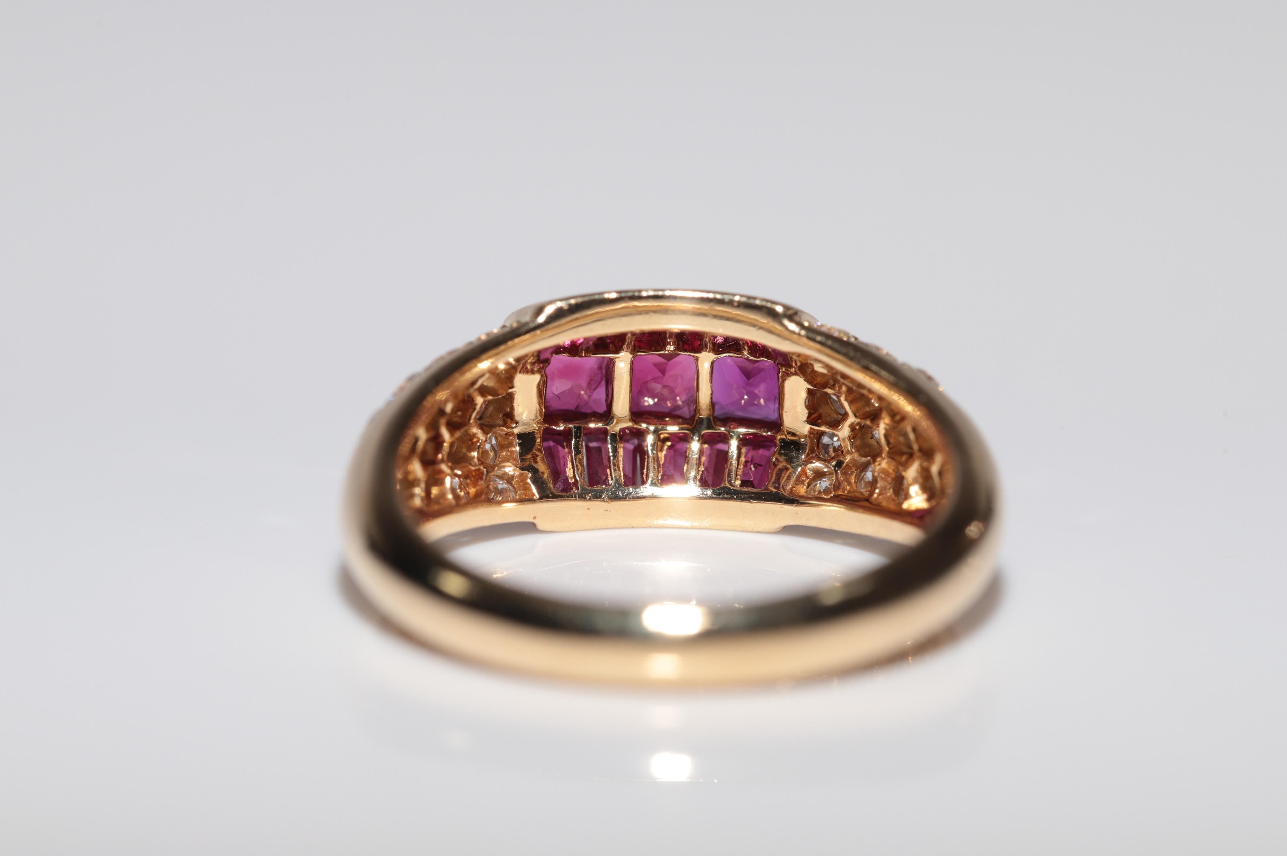 Vintage Circa 1980s 18k Gold Natural Diamond And Baguette Cut Ruby Band Ring For Sale 3